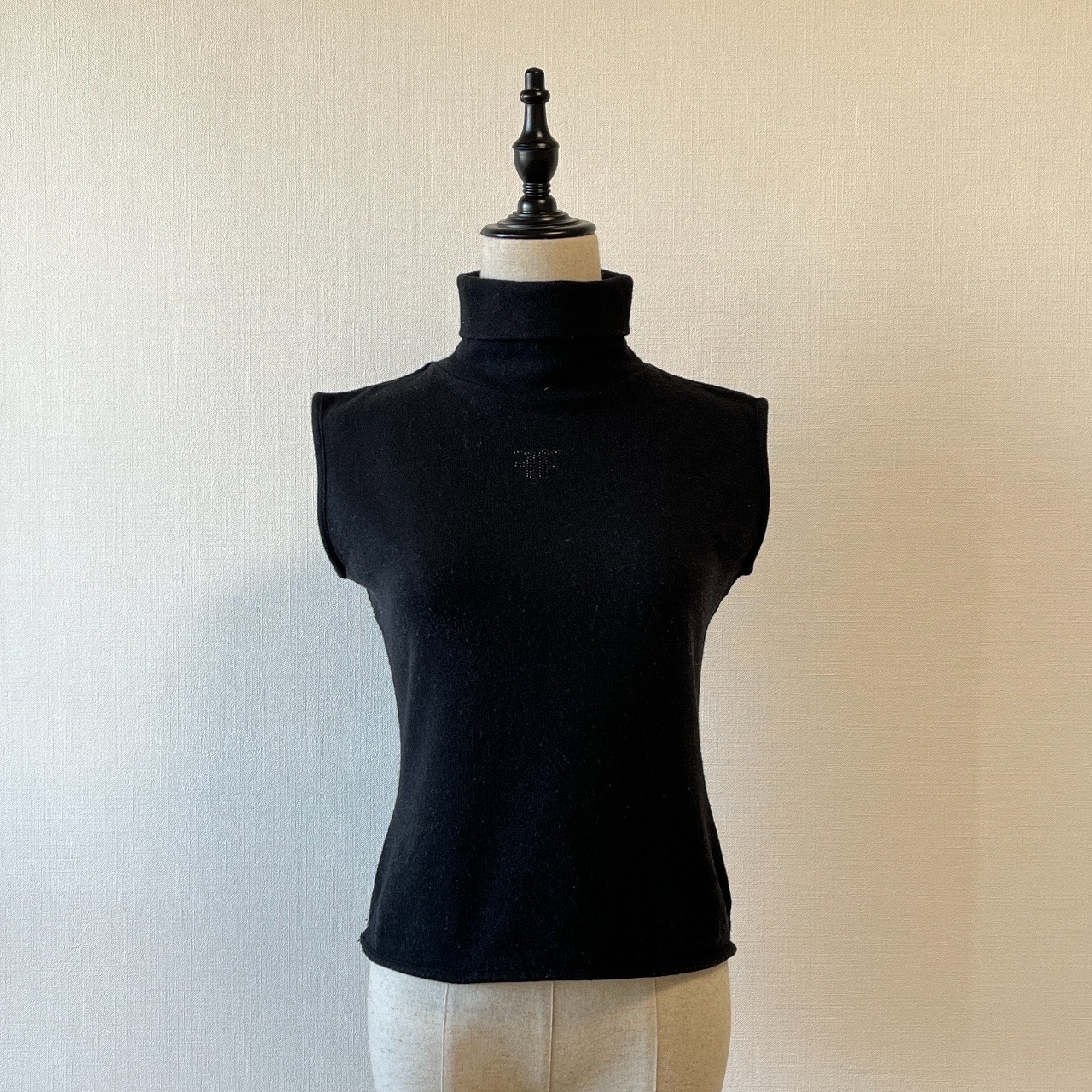Fendi 90s黑色意大利製樽領背心毛衣