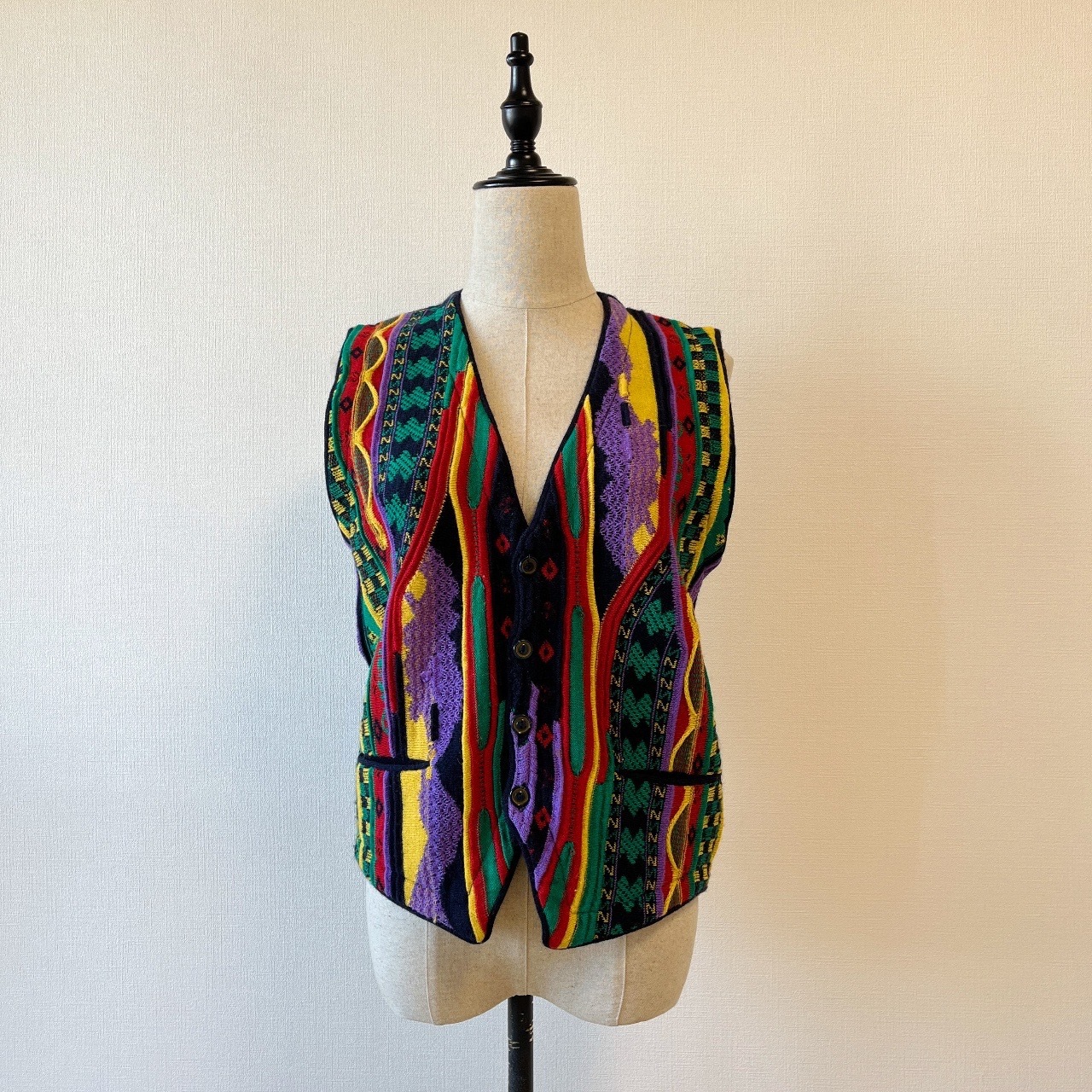 Aklanda澳洲製七彩立體針織毛衣馬甲