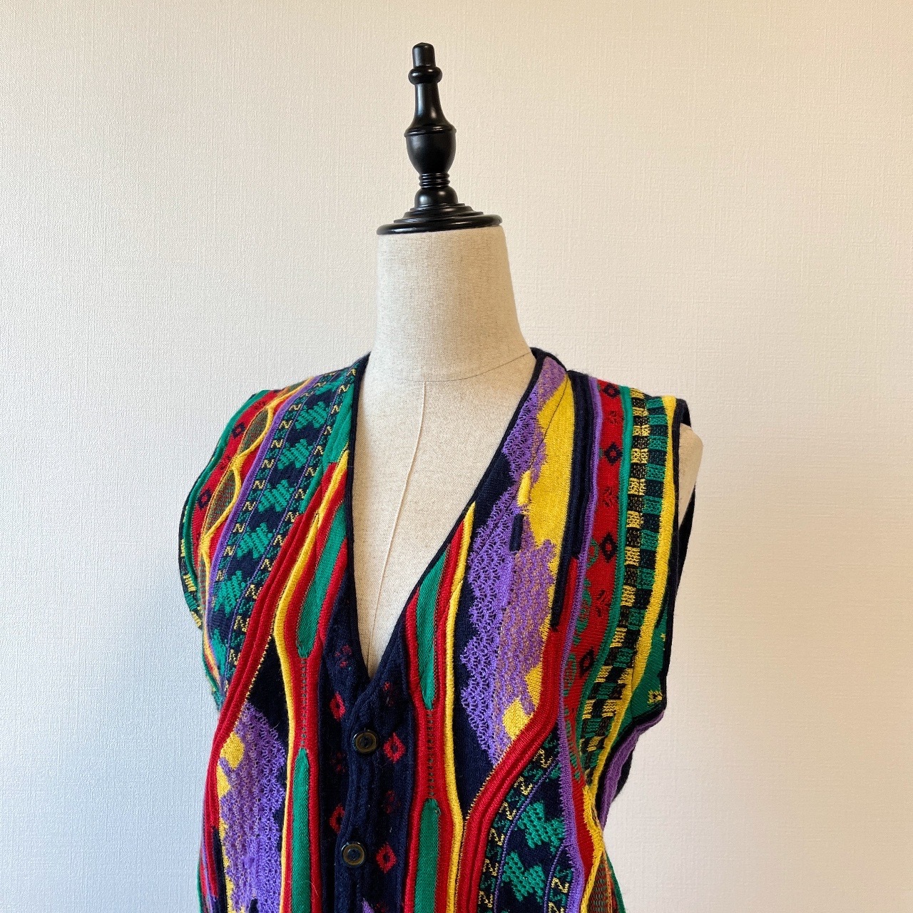 Aklanda澳洲製七彩立體針織毛衣馬甲