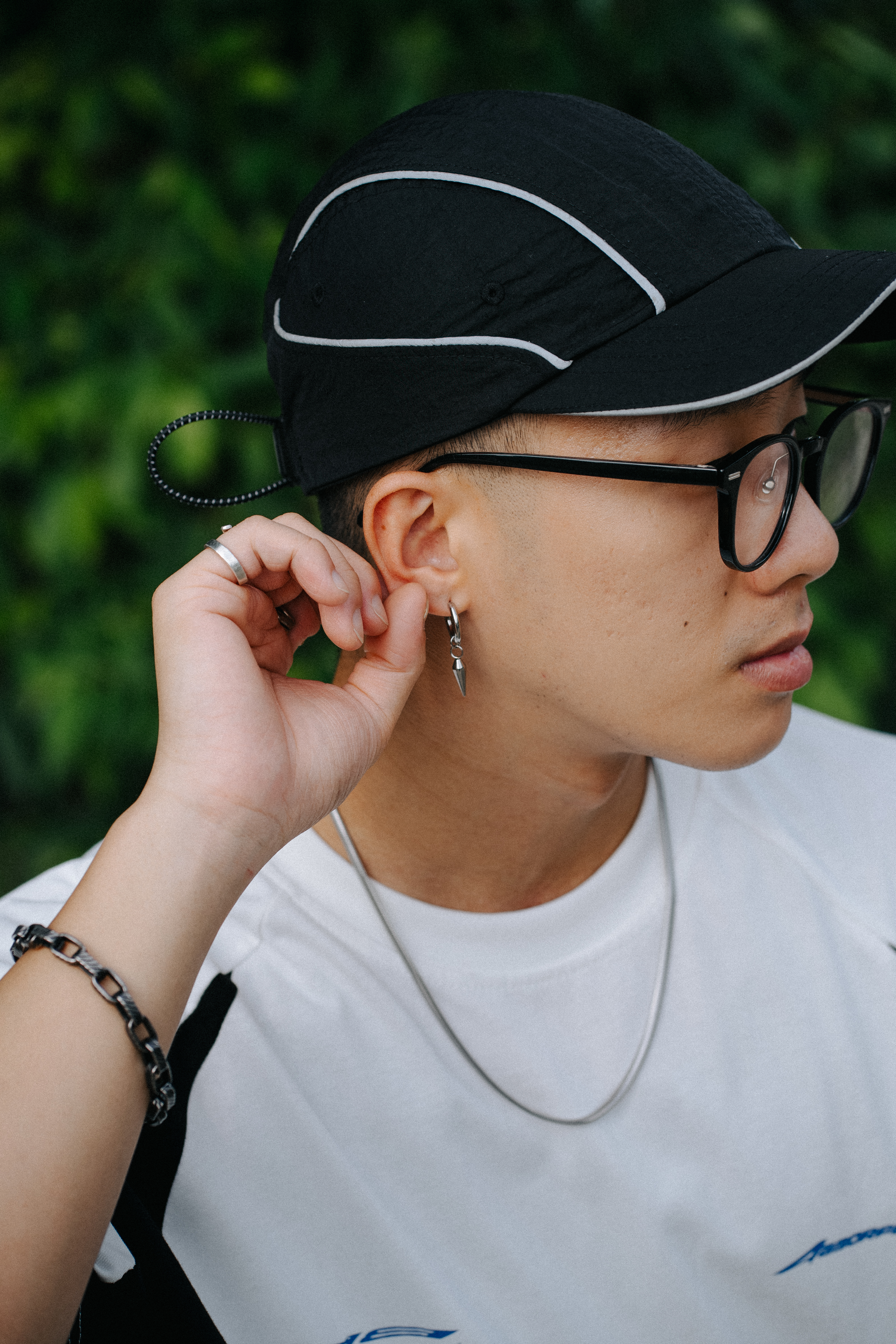 #現貨 (ACCE529) 鋼耳環 垂墜鉚釘耳環/耳夾