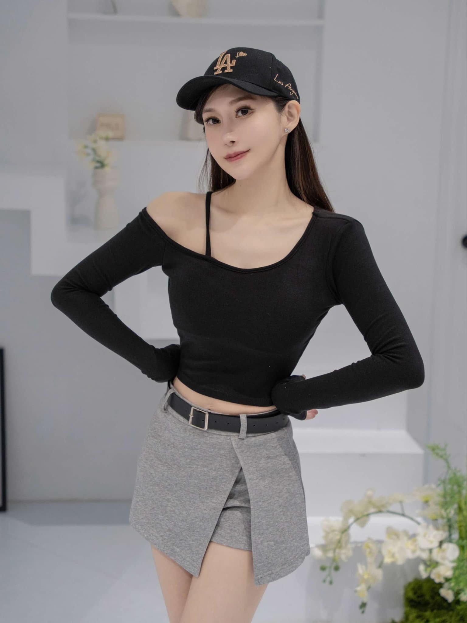 🤍斜肩德絨內刷毛發熱衣（黑色均碼）有罩杯