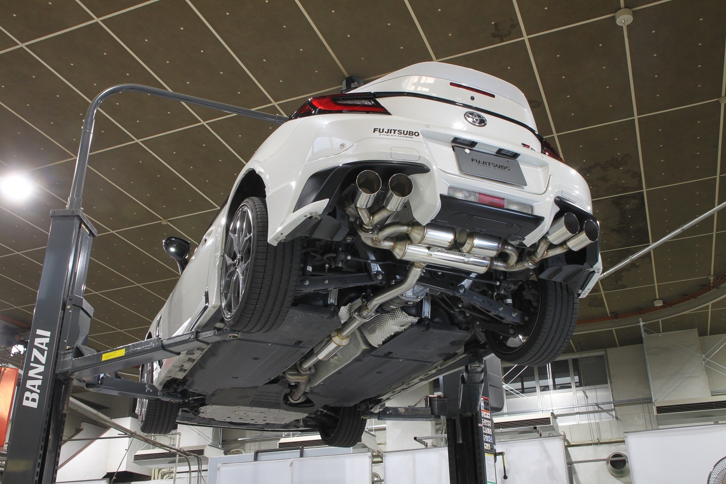 FUJITSUBO A-RM TOYOTA GR86 260-23218