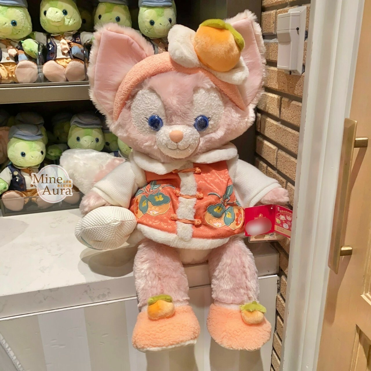 (限時特價) 2025 新春限定 達菲 Duffy 與好友們 玲娜貝兒 Lina bell M號 服裝造型 娃娃 玩偶 -上海迪士尼樂園