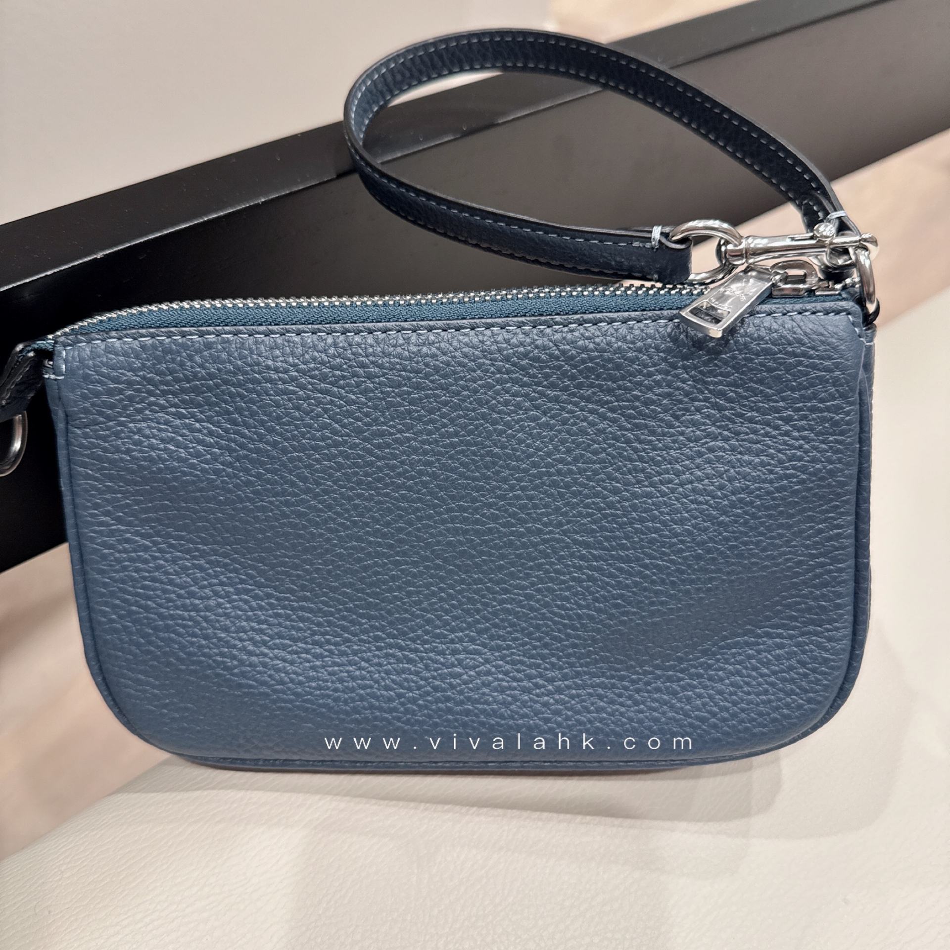 Coach - Nolita 19 With Coach Graphic (CU250)