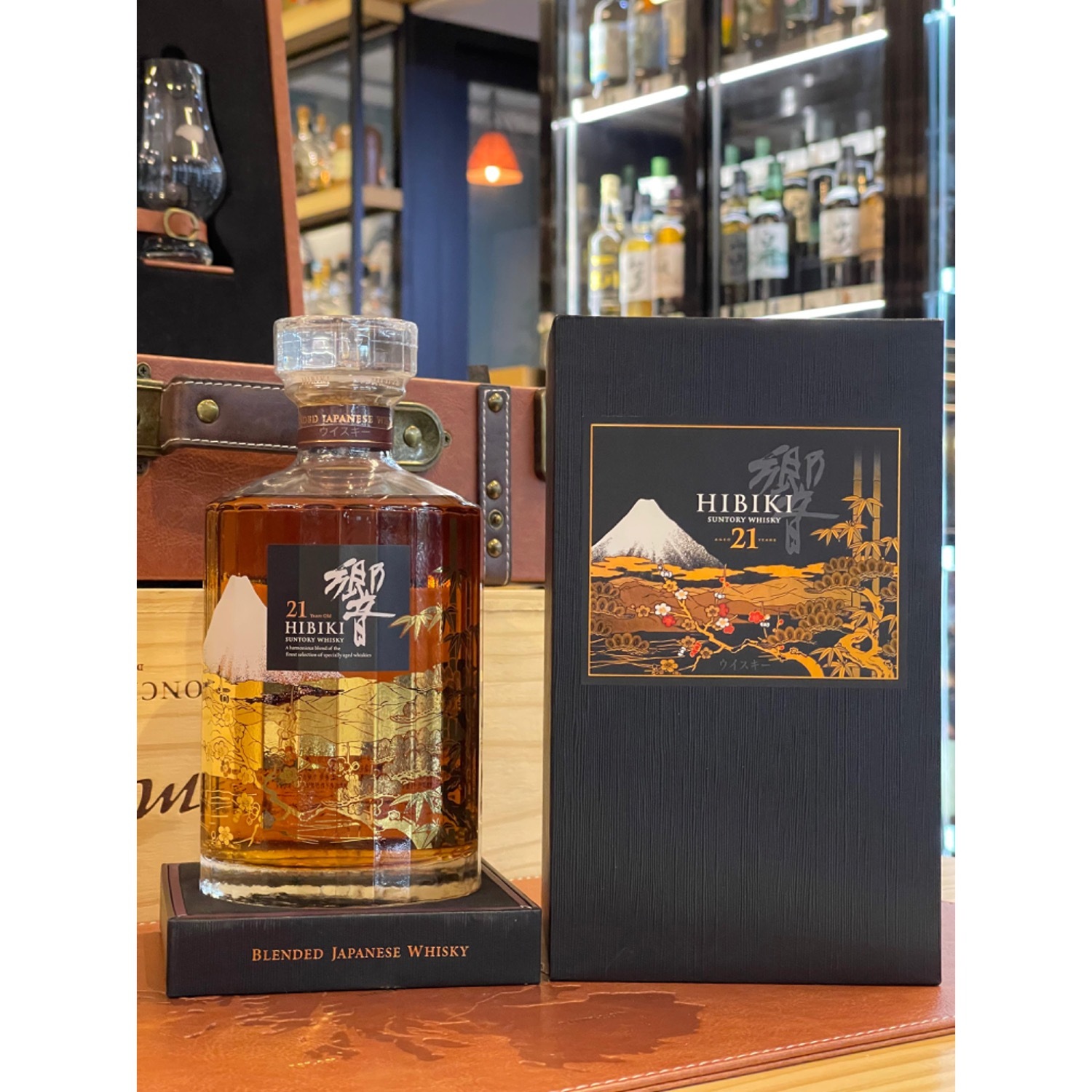 空瓶　Hibiki 21年 花鳥風月ブレンデッドウイスキー 空瓶 Hibiki 21年 花鳥風月ブレンデッドウイスキー
