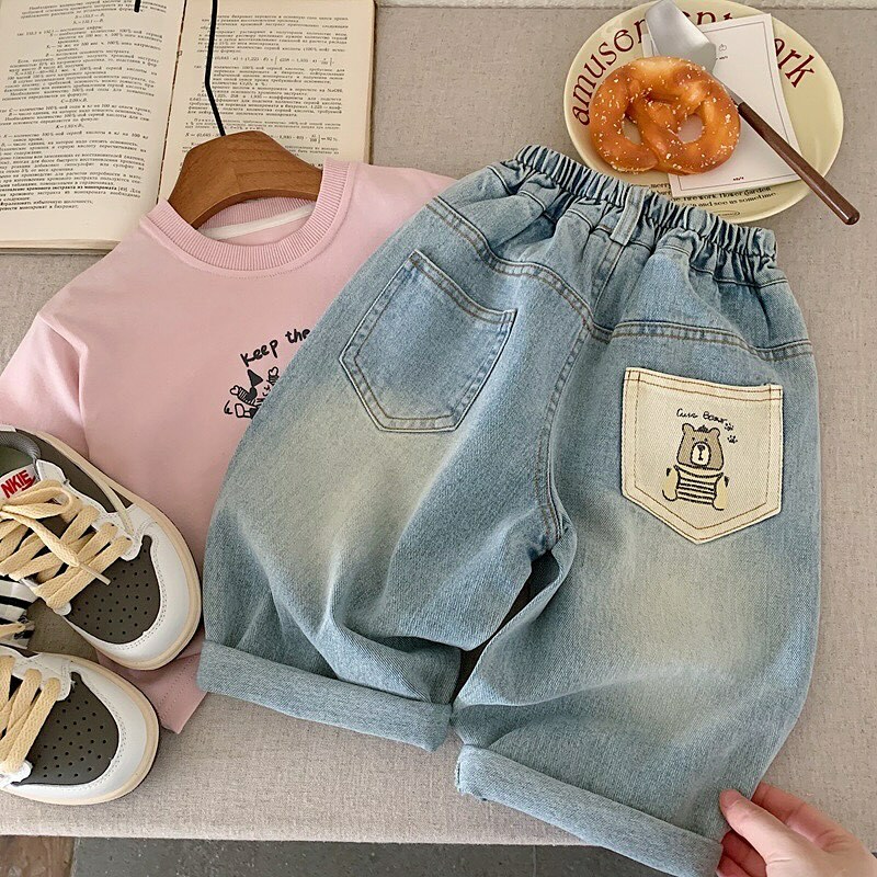 小熊刷白淺藍直筒牛仔褲