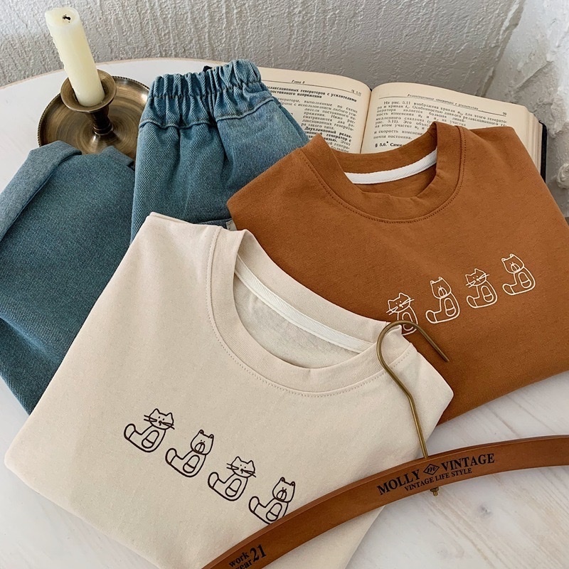 繪畫感小貓咪上衣