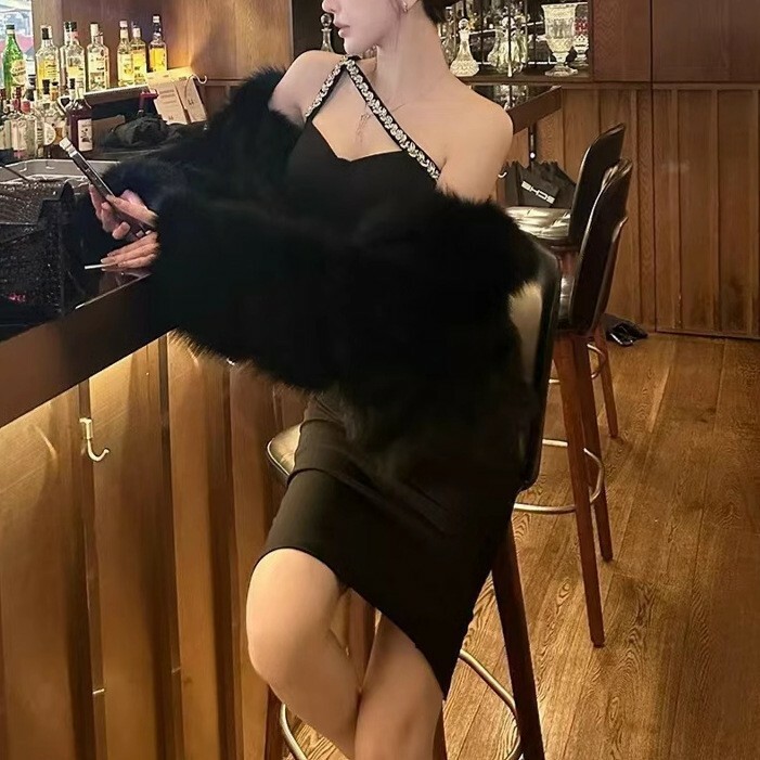 奢華性感 水鑽款帶貼身洋裝