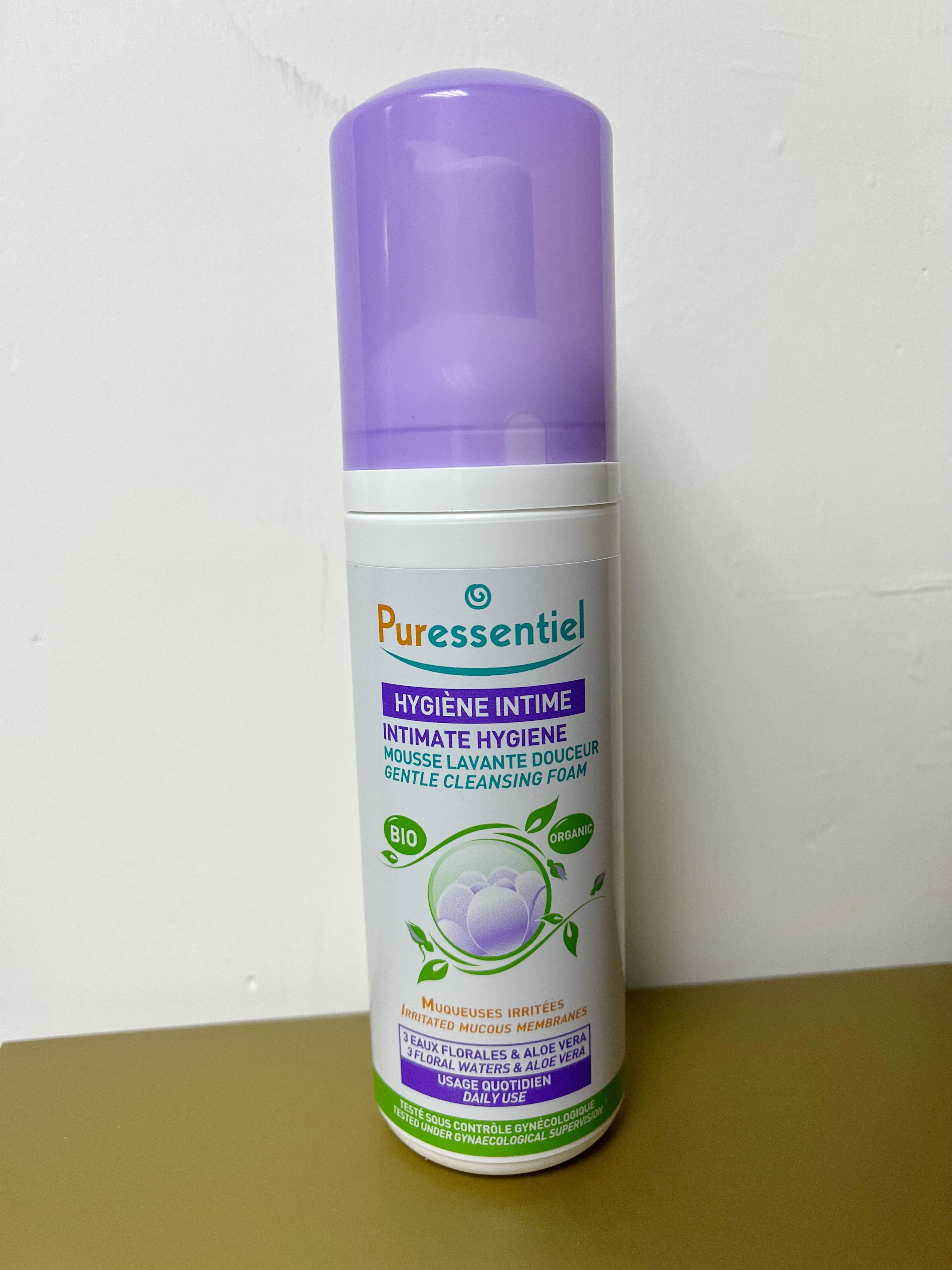 (現貨) 法國🇫🇷PURESSENTIEL 女性專用私處護理慕斯 150ML