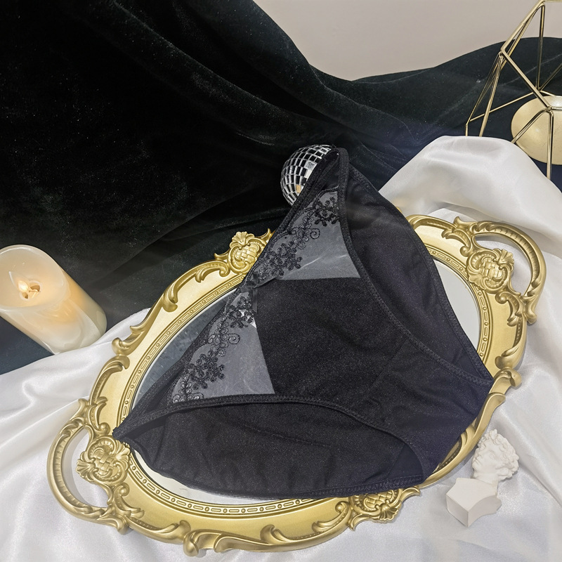 高雅刺繡綢緞冰絲內褲