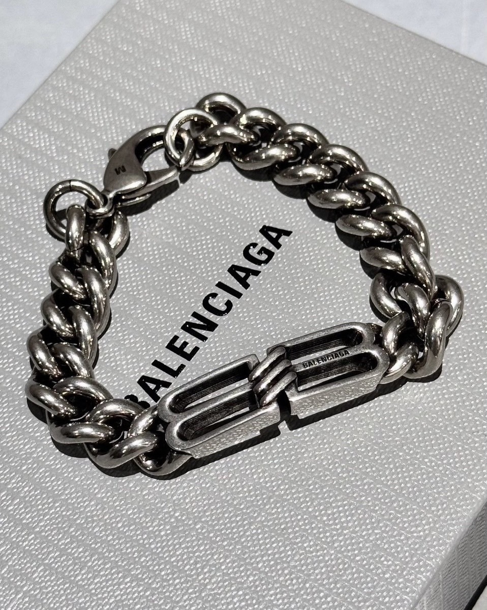 BALENCIAGA 經典款 雙B古巴銀手鏈