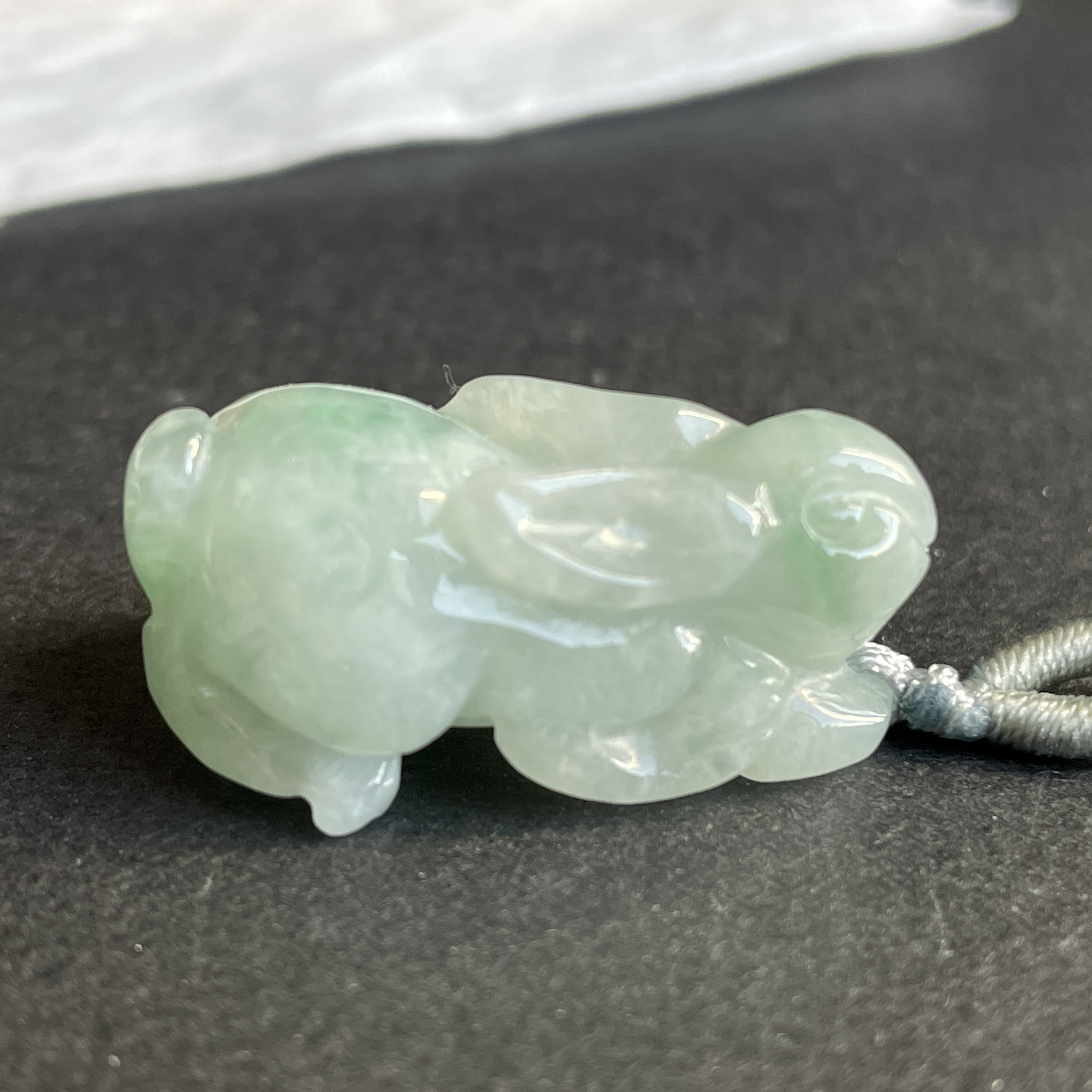 J2295 翡翠冰飄綠兔子吊墜