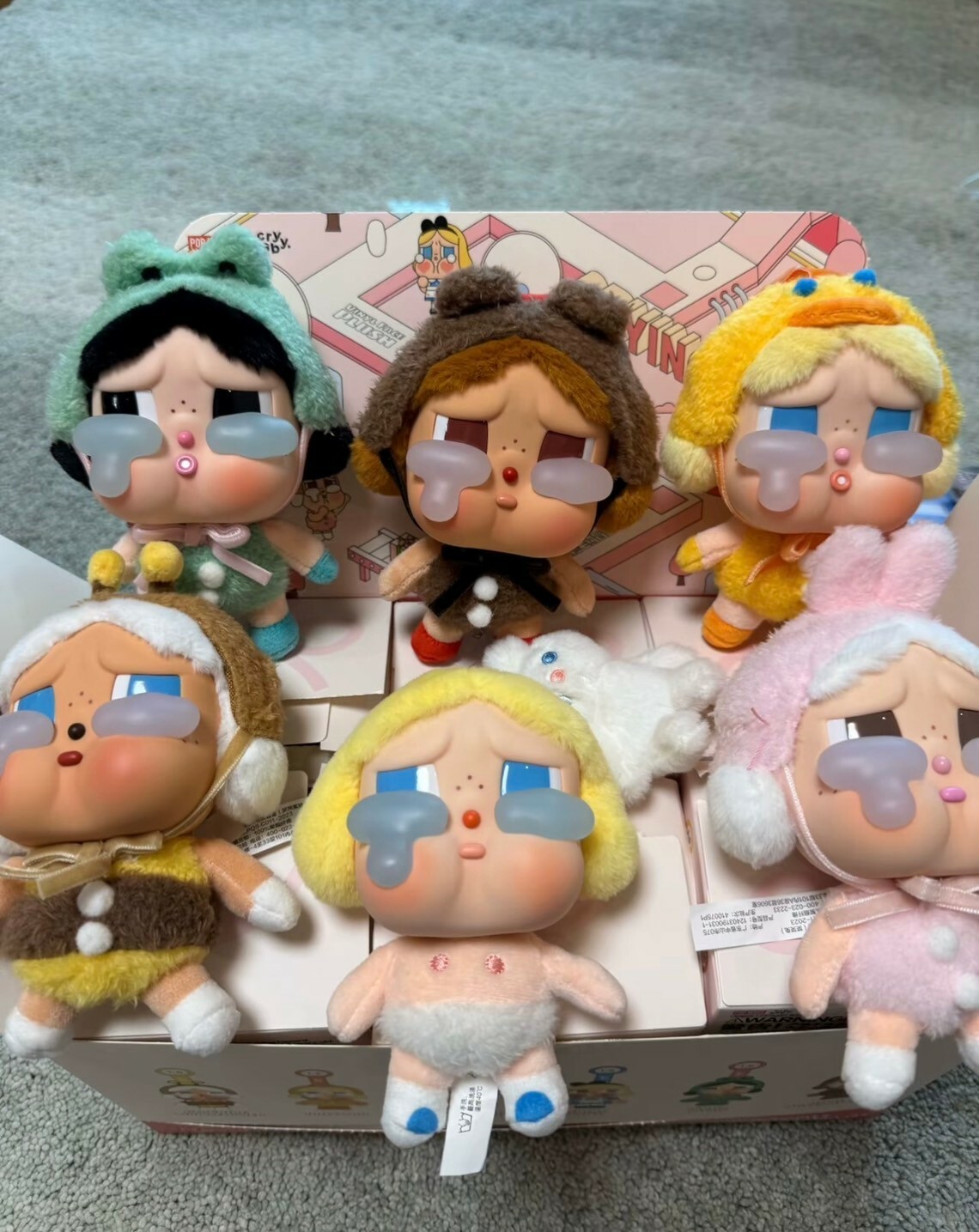 泡泡瑪特 POP MART 哭娃 CRYBABY 眼淚工廠系列 盲盒 搪膠毛絨掛件 吊飾 公仔 潮玩