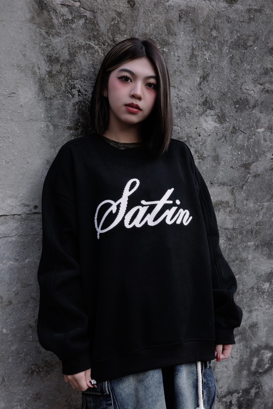 z3008 Satin 圓領大學tee ZOEWATSON