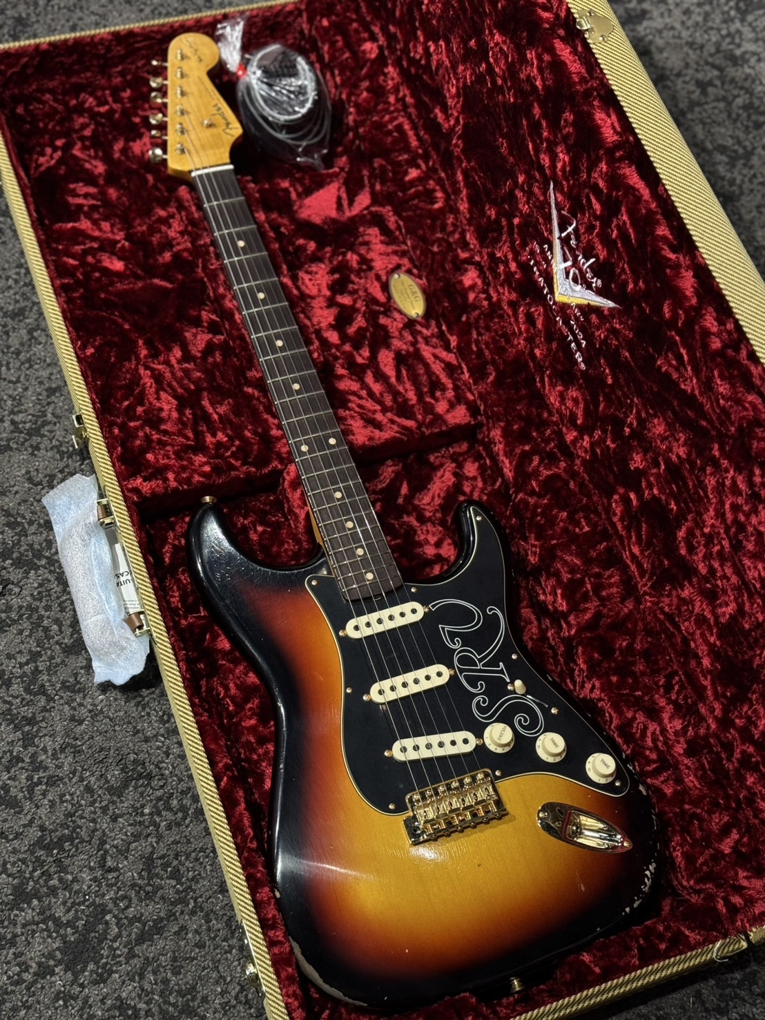 Fender CS SRV STRAT RELIC RW F3TS【宛伶樂器】