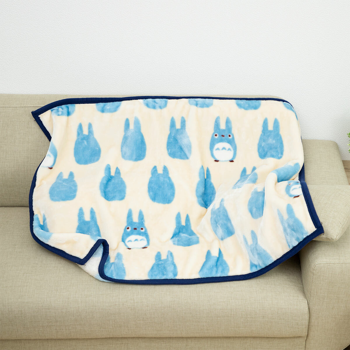 膝蓋毯 龍貓 中龍貓剪影