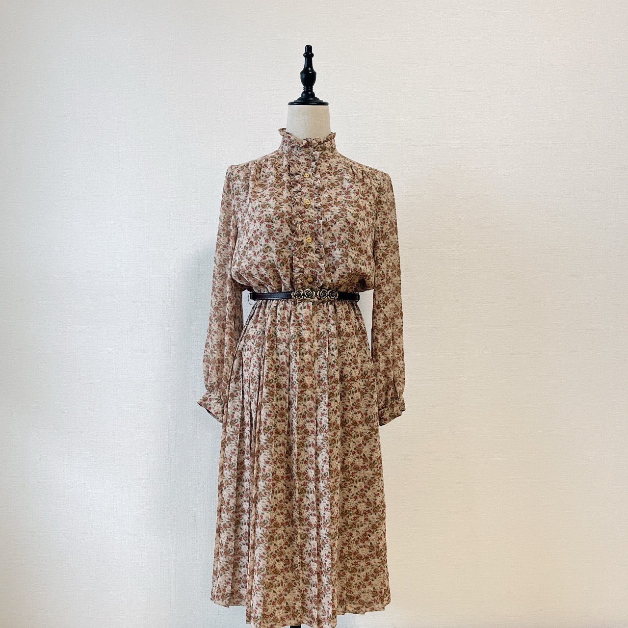 日本製焙茶色Ruffle領古典碎花連身裙