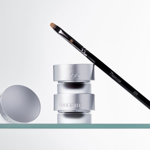 PRO 8 Stay On Gel Eyeliner 3.7g (with PICCASSO 231 Eyeliner Brush)