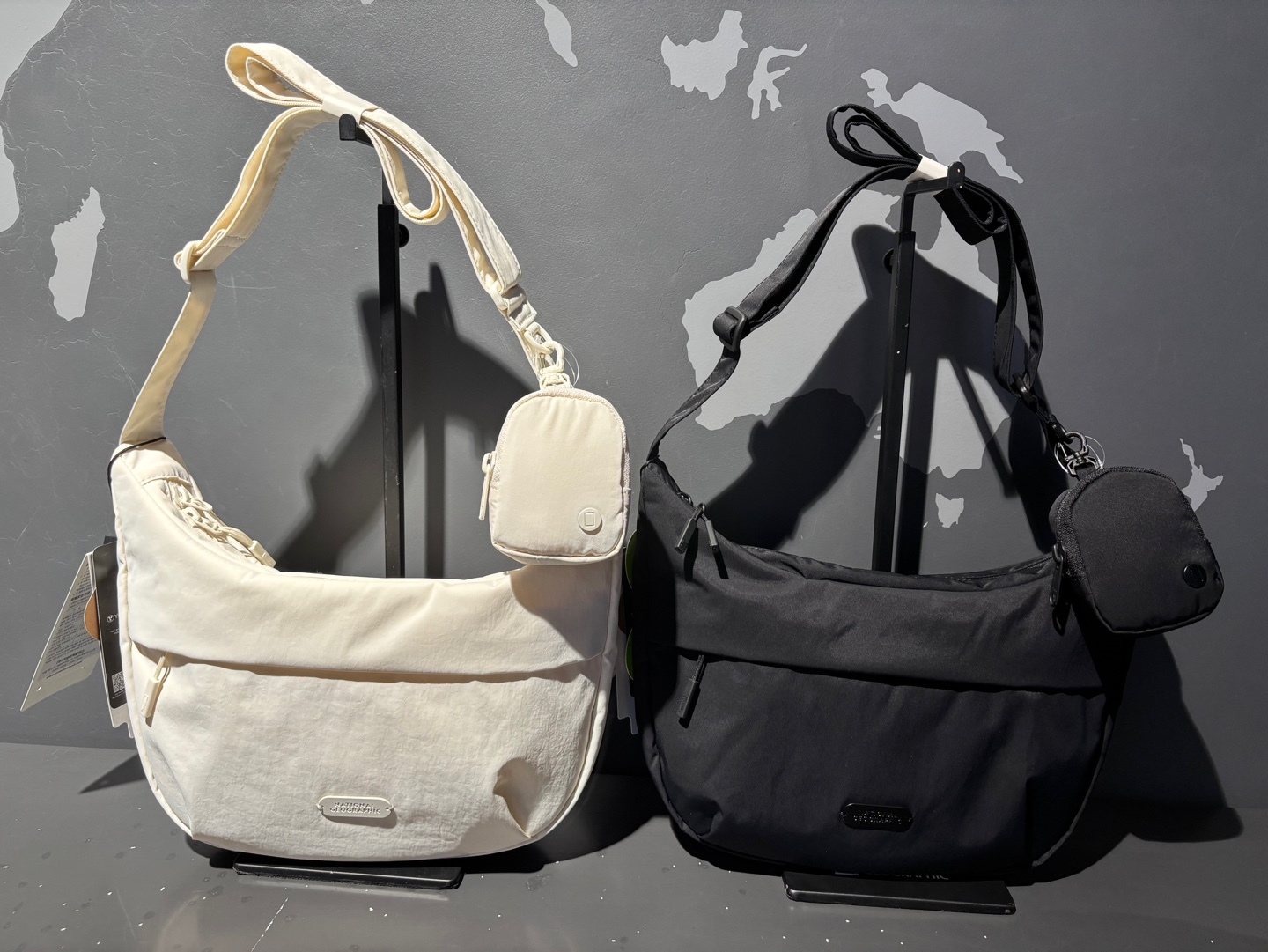 【代購】NATIONAL GEOGRAPHIC 國家地理 LUMI 側背包 半月包 N255ACR290