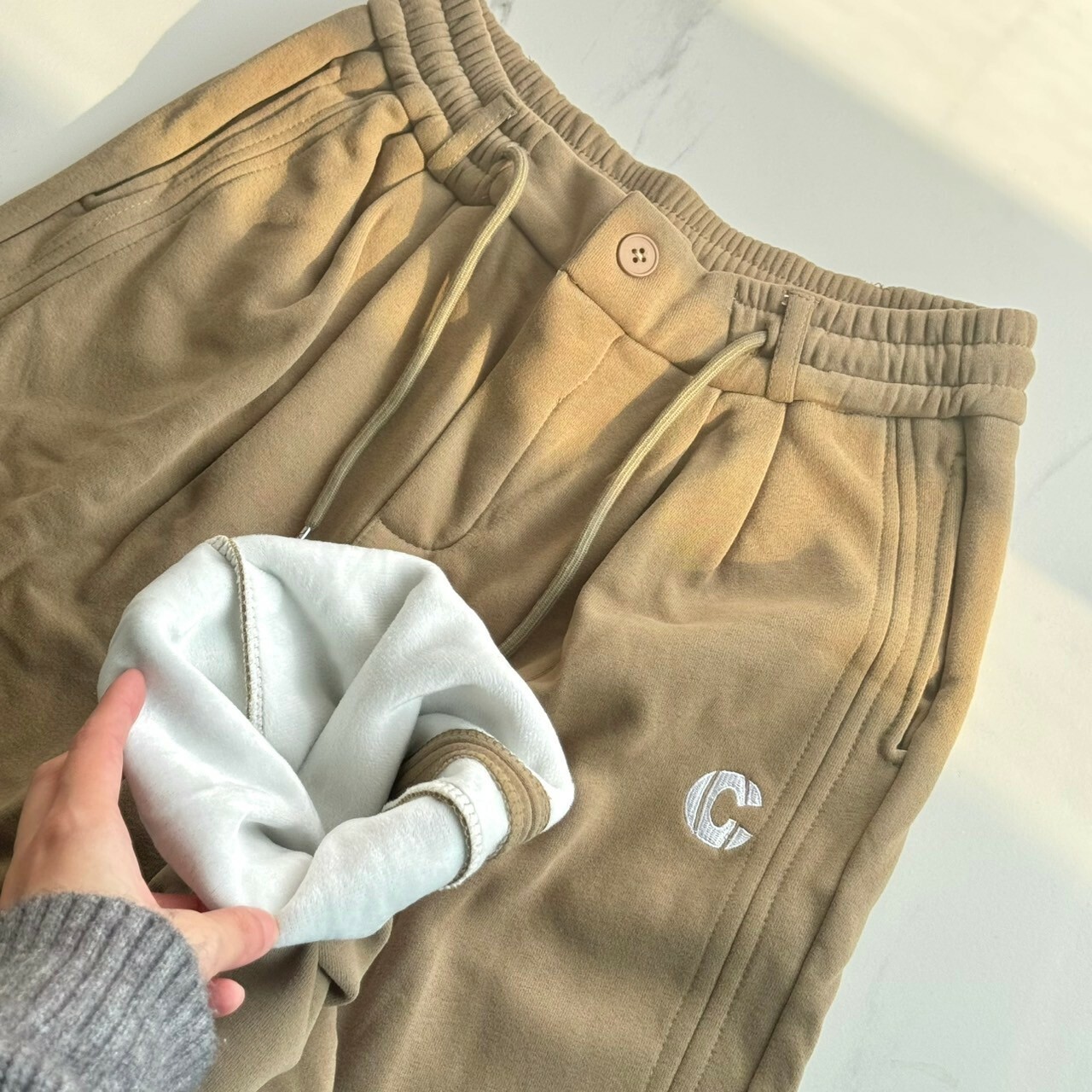 🇰🇷 字母內刷毛抽繩長褲