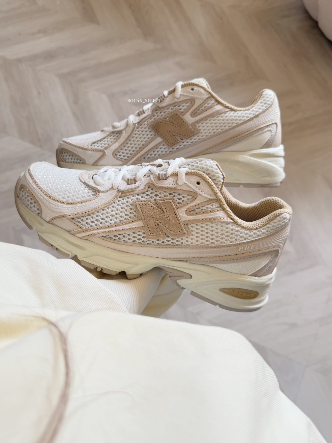 <2025新款740> NEW BALANCE 740 復古牛奶糖 U740IN2