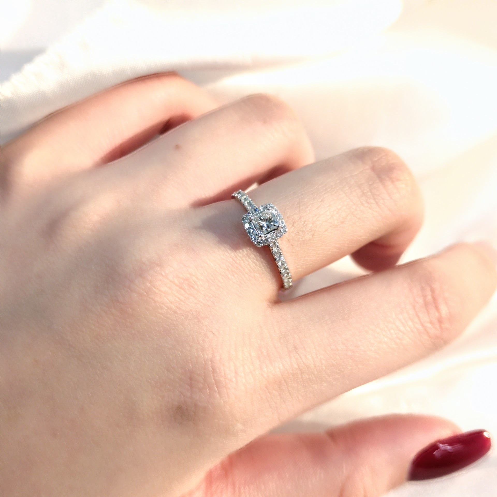 18K White Gold 0.44ct Princess Cut Diamond Ring