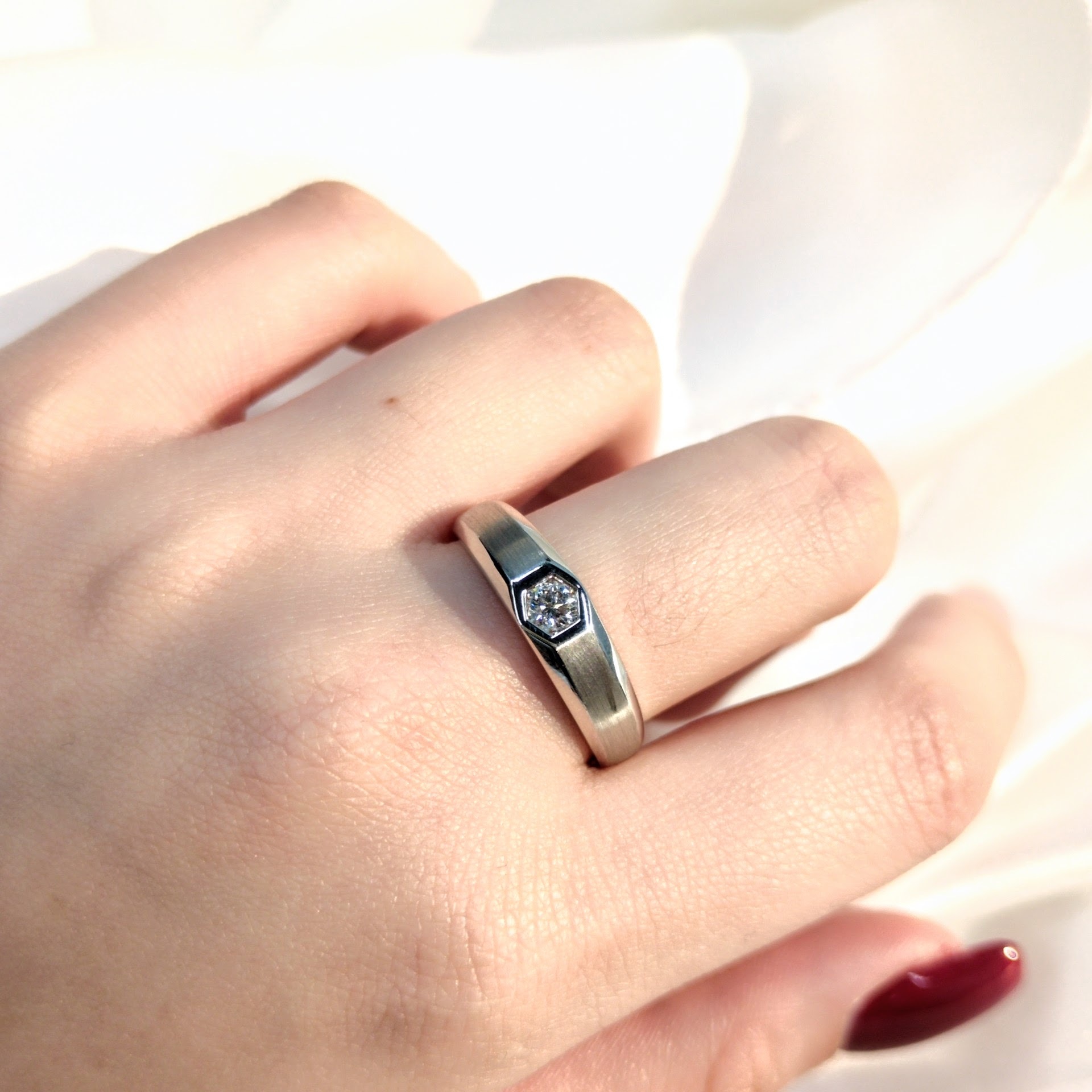 18K White Gold 0.34ct Diamond Wedding Rings