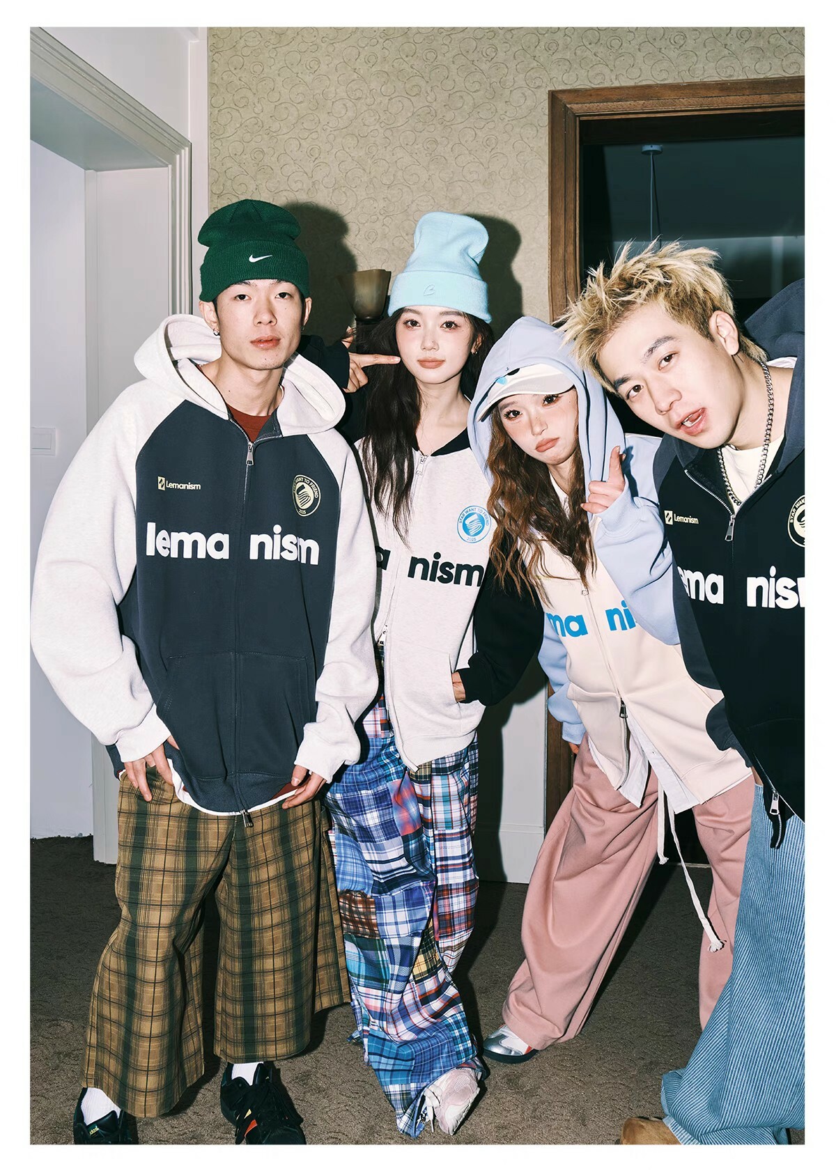 LEMANISM 重磅 LOGO 字體 連帽外套