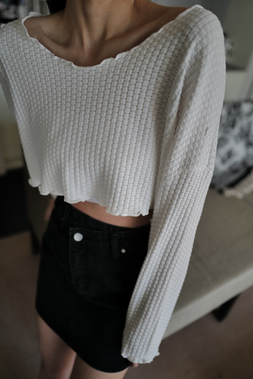 木耳邊短版格紋印上衣*3色