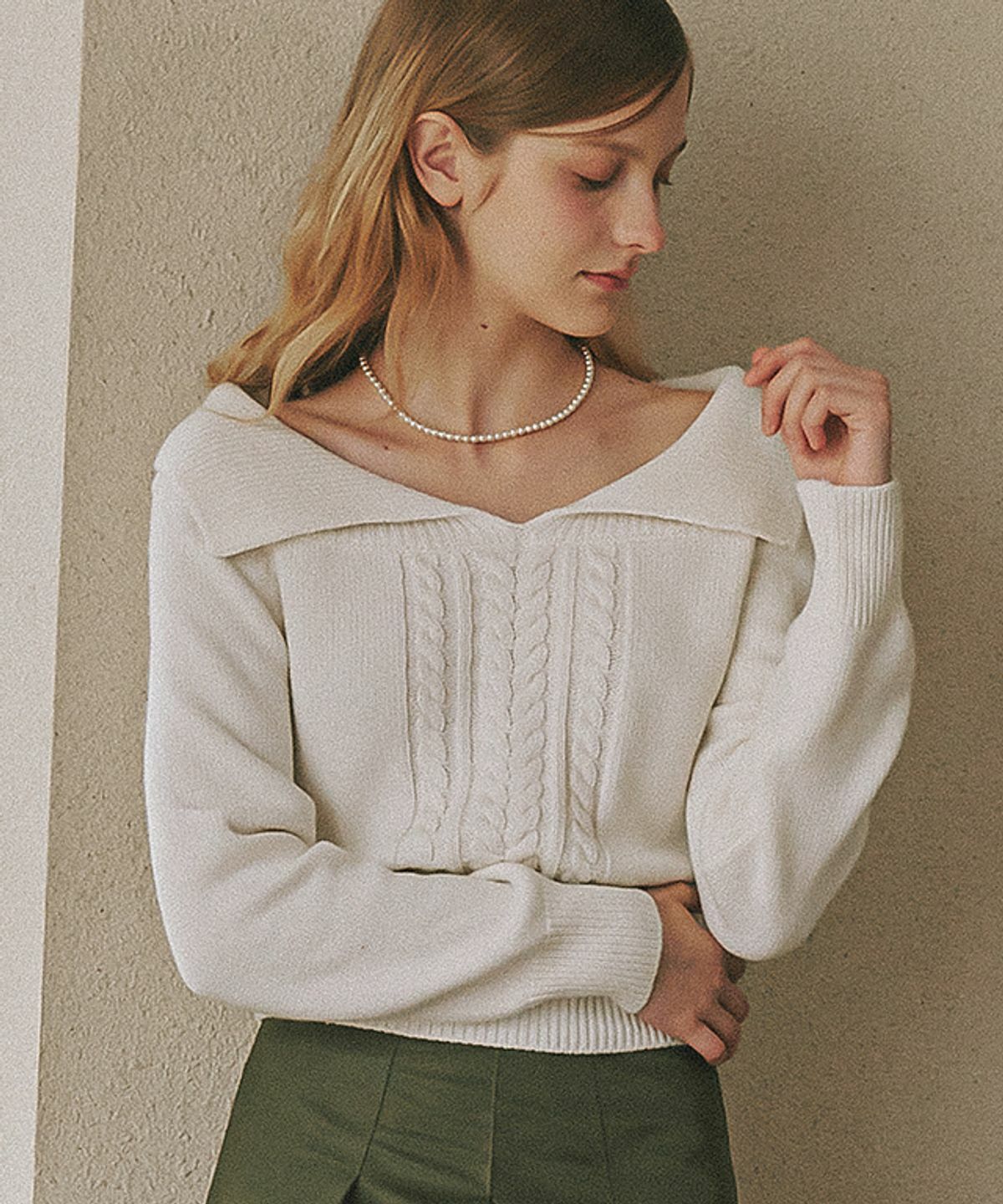 RONRON BIG COLLAR CABLE CROP KNIT