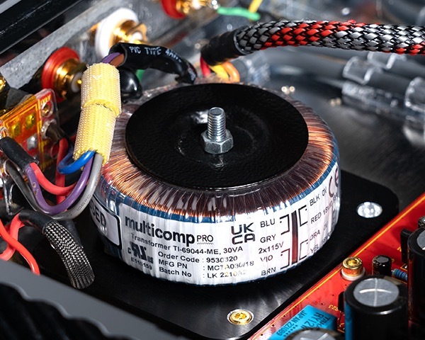 NORATEL諾那托30W雙18V環形變壓器