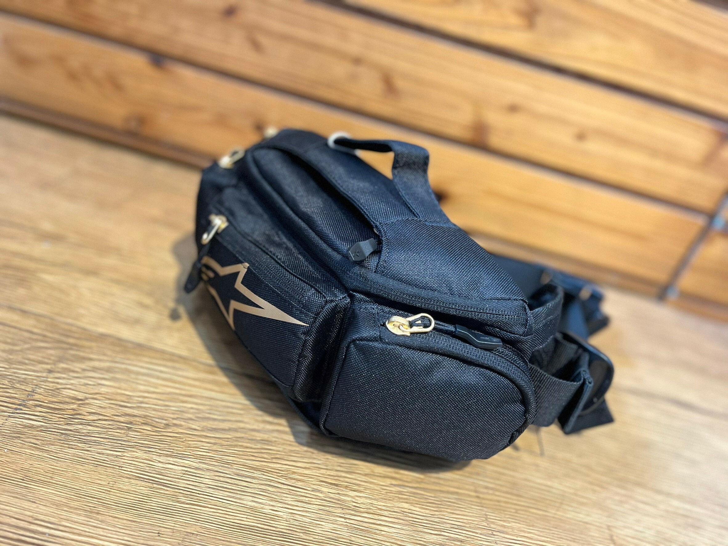 ALPINESTARS KANGA V2 WAIST BLACK/GOLD 黑金 騎士包 腰包