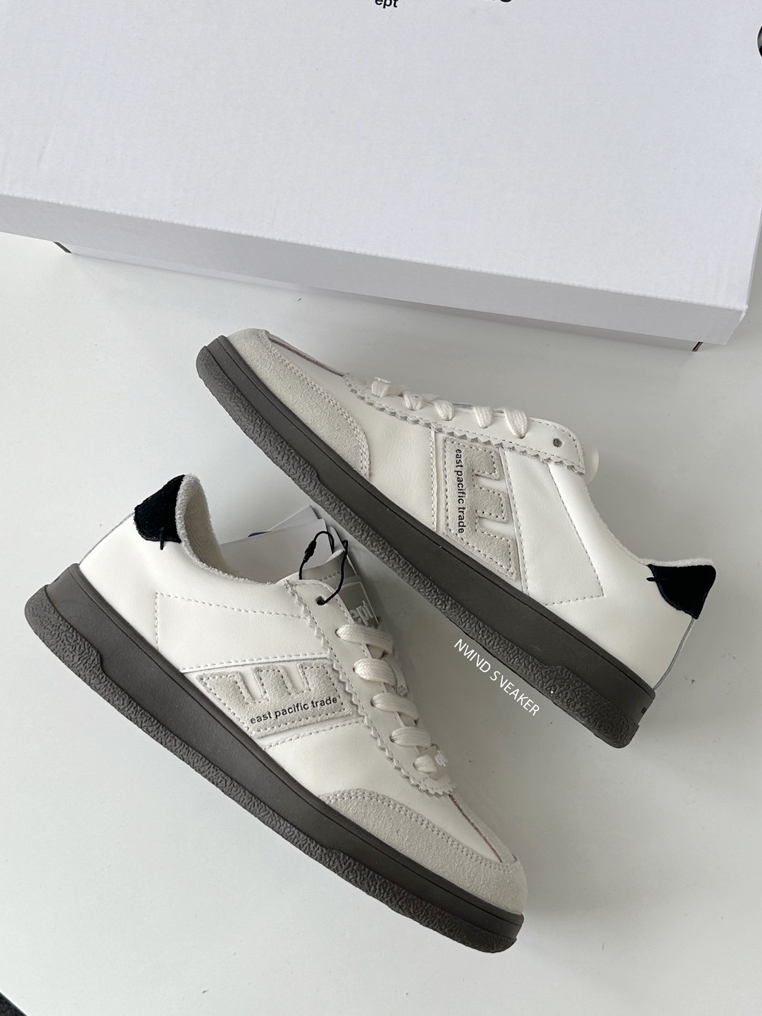 <韓妞的鞋✨> EPT 復古德訓鞋 白灰色 黑屁屁 (OFF WHITE/GREY/BLACK)