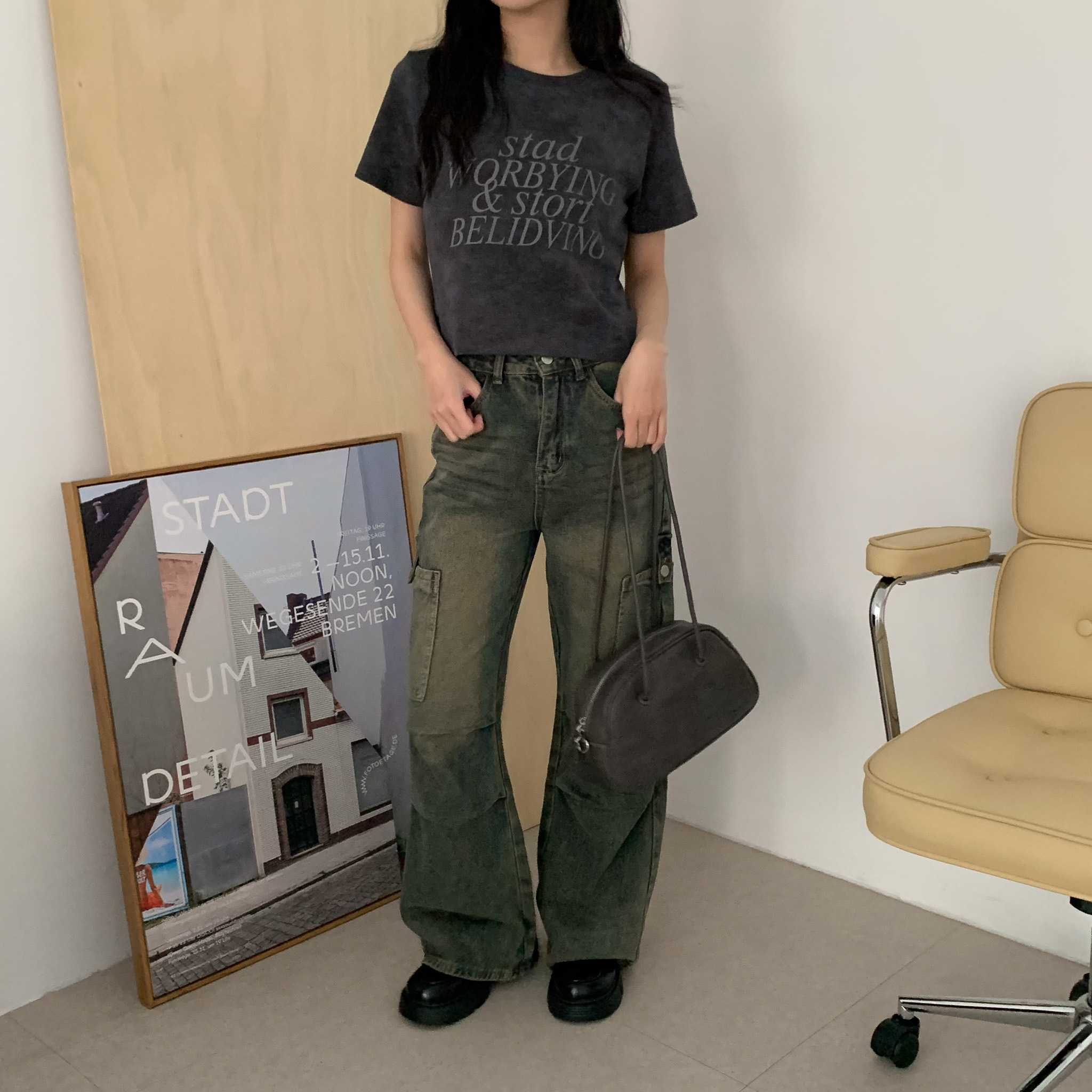 ISA_腿長max! 側口袋設計感做舊工裝牛仔褲_51009