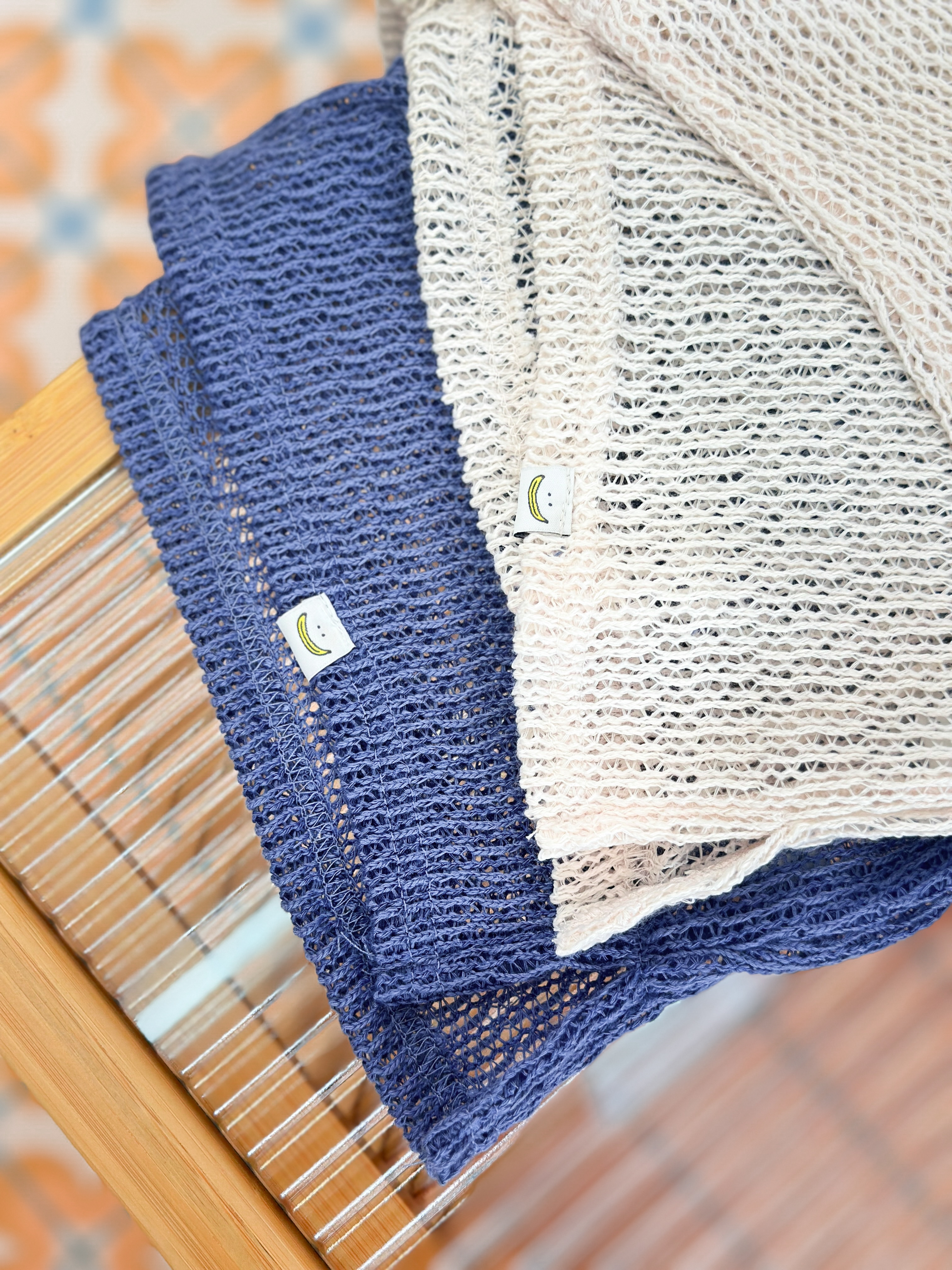 兩色 / 扭紋鏤空短款長袖上衣 / Twisted Hollow Cropped Long Sleeve Top