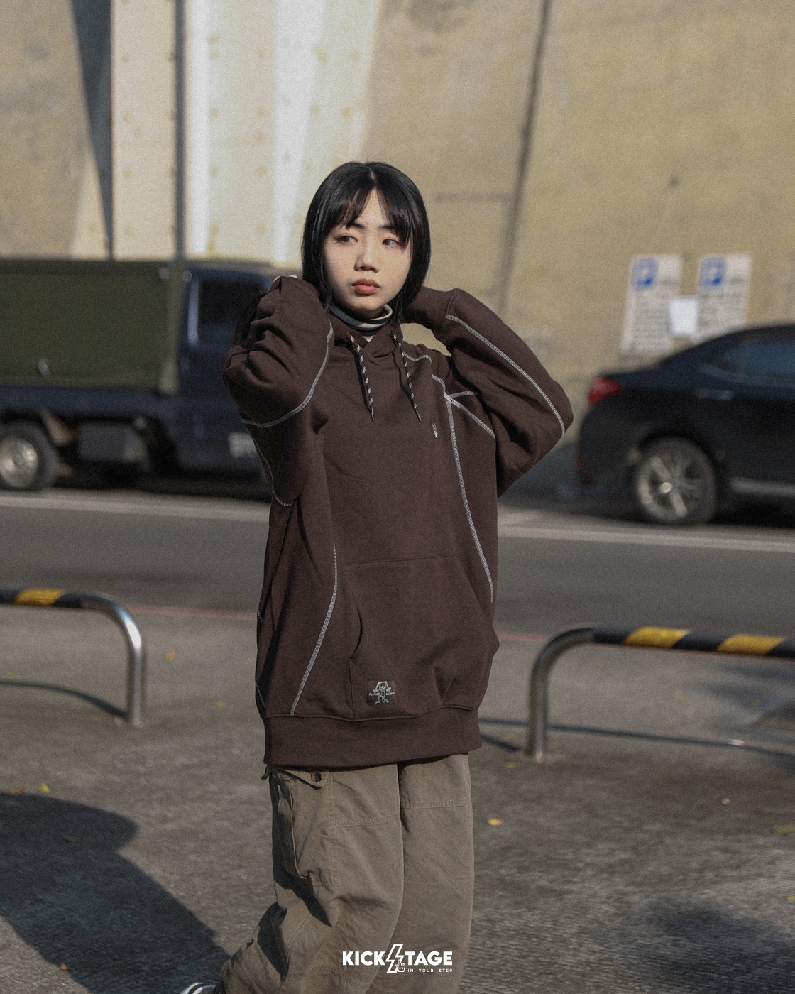 ADIDAS SHMOOFOIL FEATHERWEIGHT HOODIE 咖啡黑色小天使刺繡明車線 ADIDAS SHMOOFOIL FEATHERWEIGHT HOODIE 咖啡黑色小天使刺繡明車線