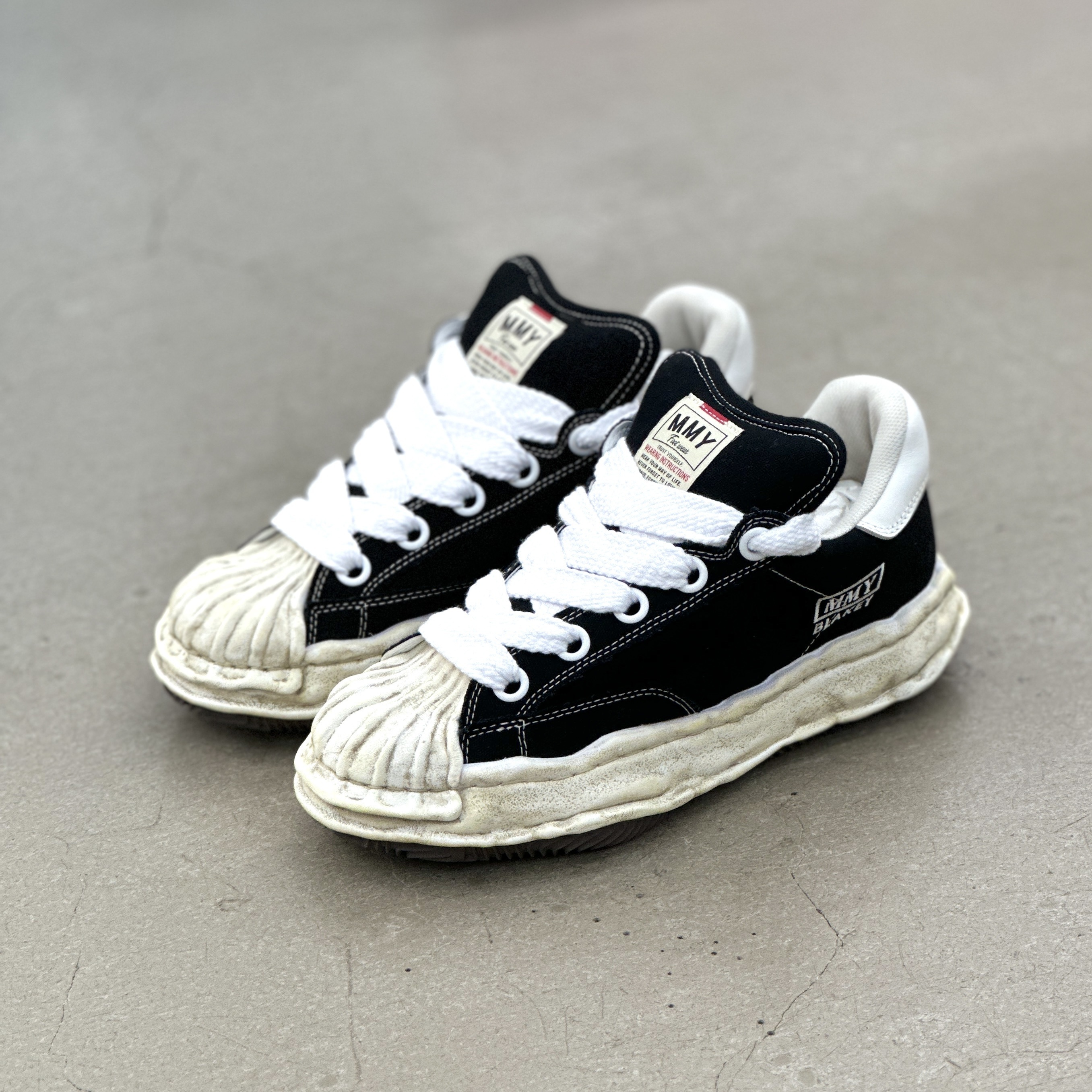 Maison Mihara Yasuhiro Blakey Puffer Sole Canvas- Black l A13FW730