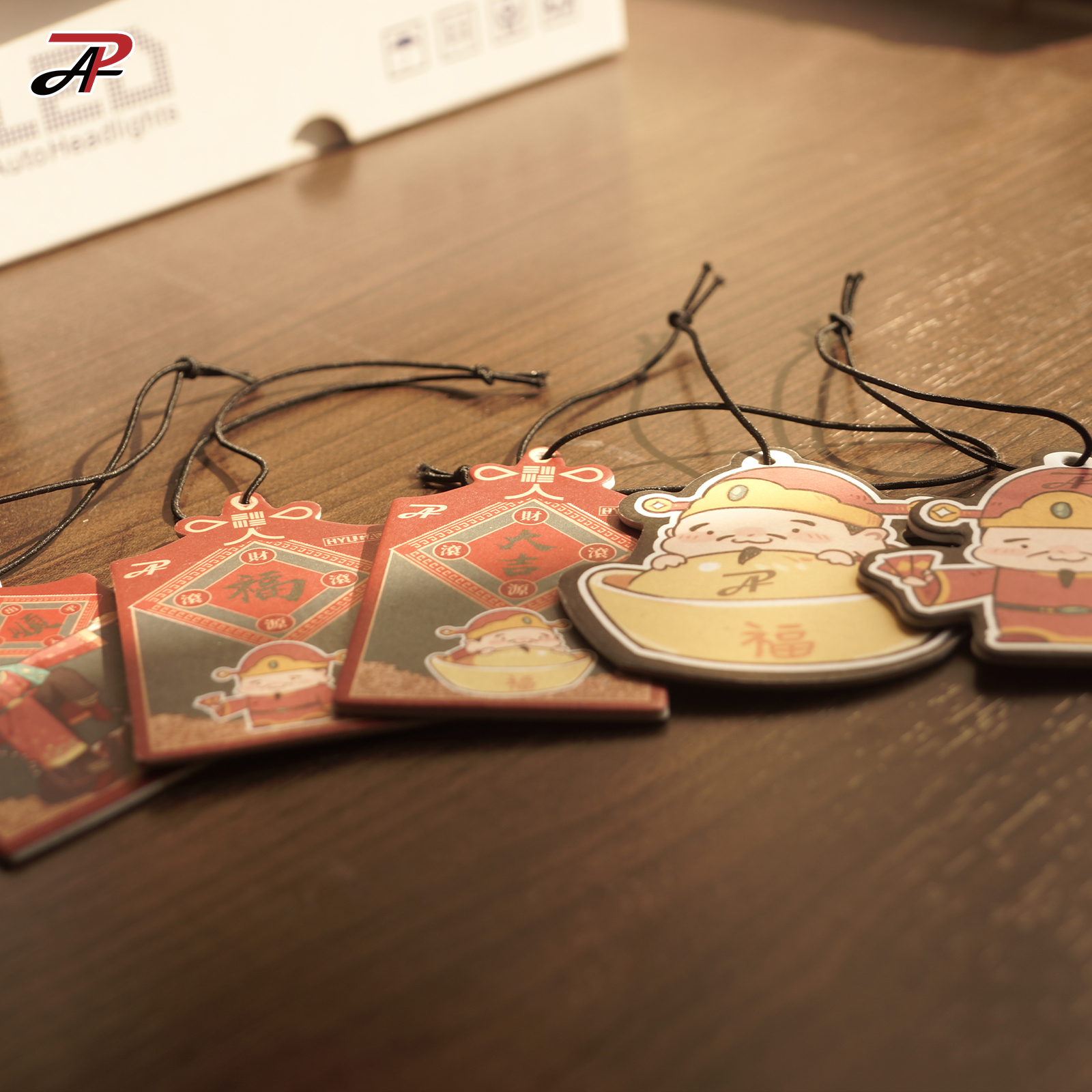 【PA LED】(居家/車用)香氛片 香水吊卡 衣櫥用 浴室用 車用