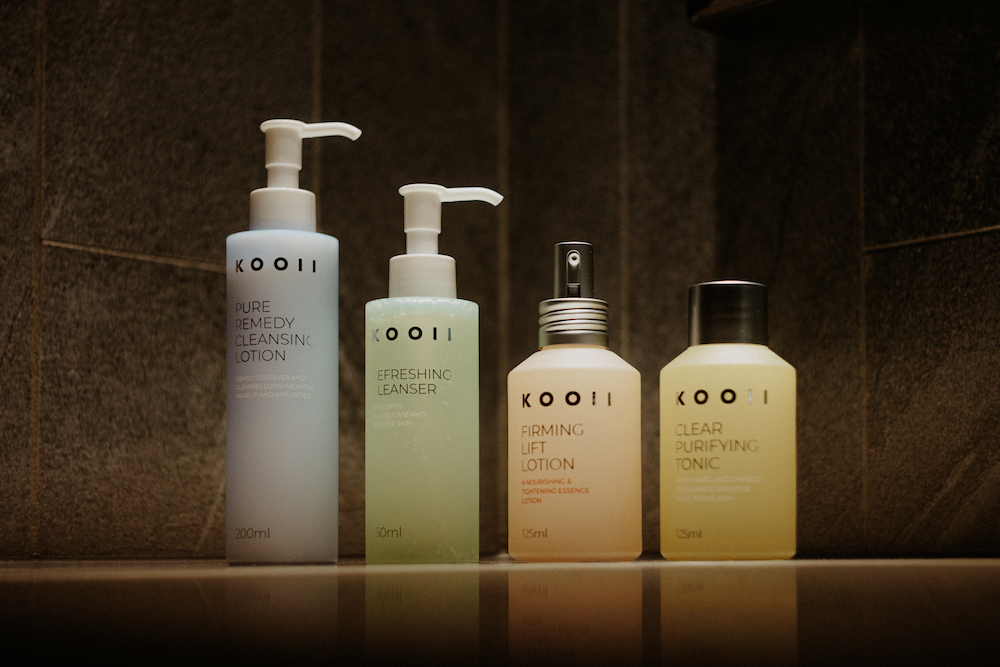 痘痘肌保養品推薦:KOOII 幫你打造光滑柔嫩肌!
