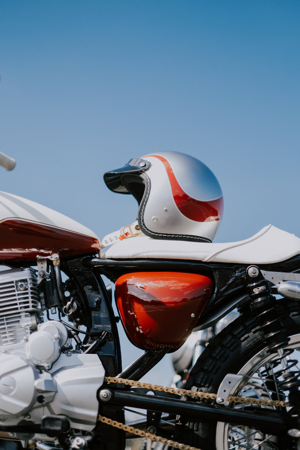 feature 500tx -2LOUD CUSTOM 星空亮光銀（暗紅）