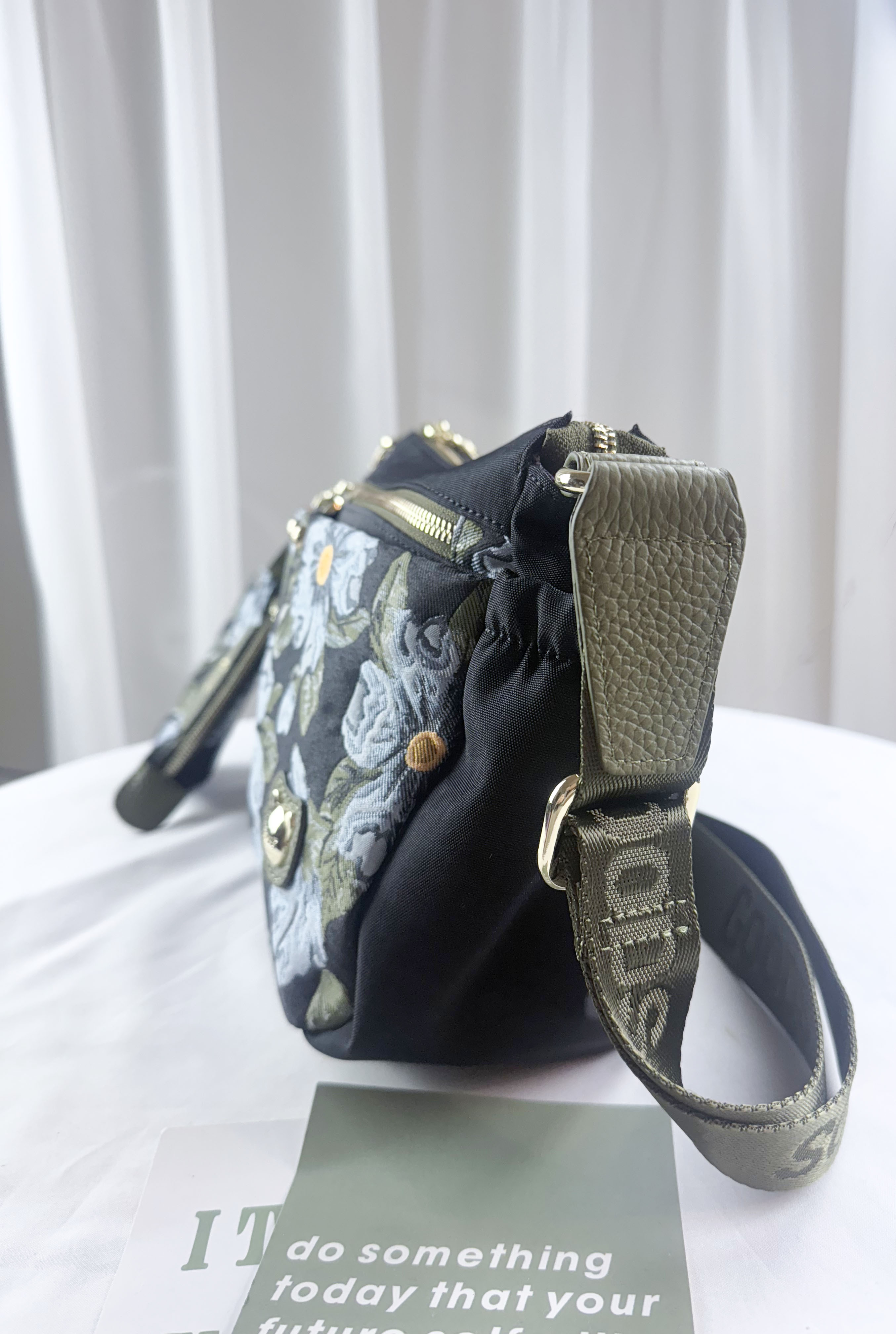 GOODS 提花綠防潑水側背包 附零錢包   #2806