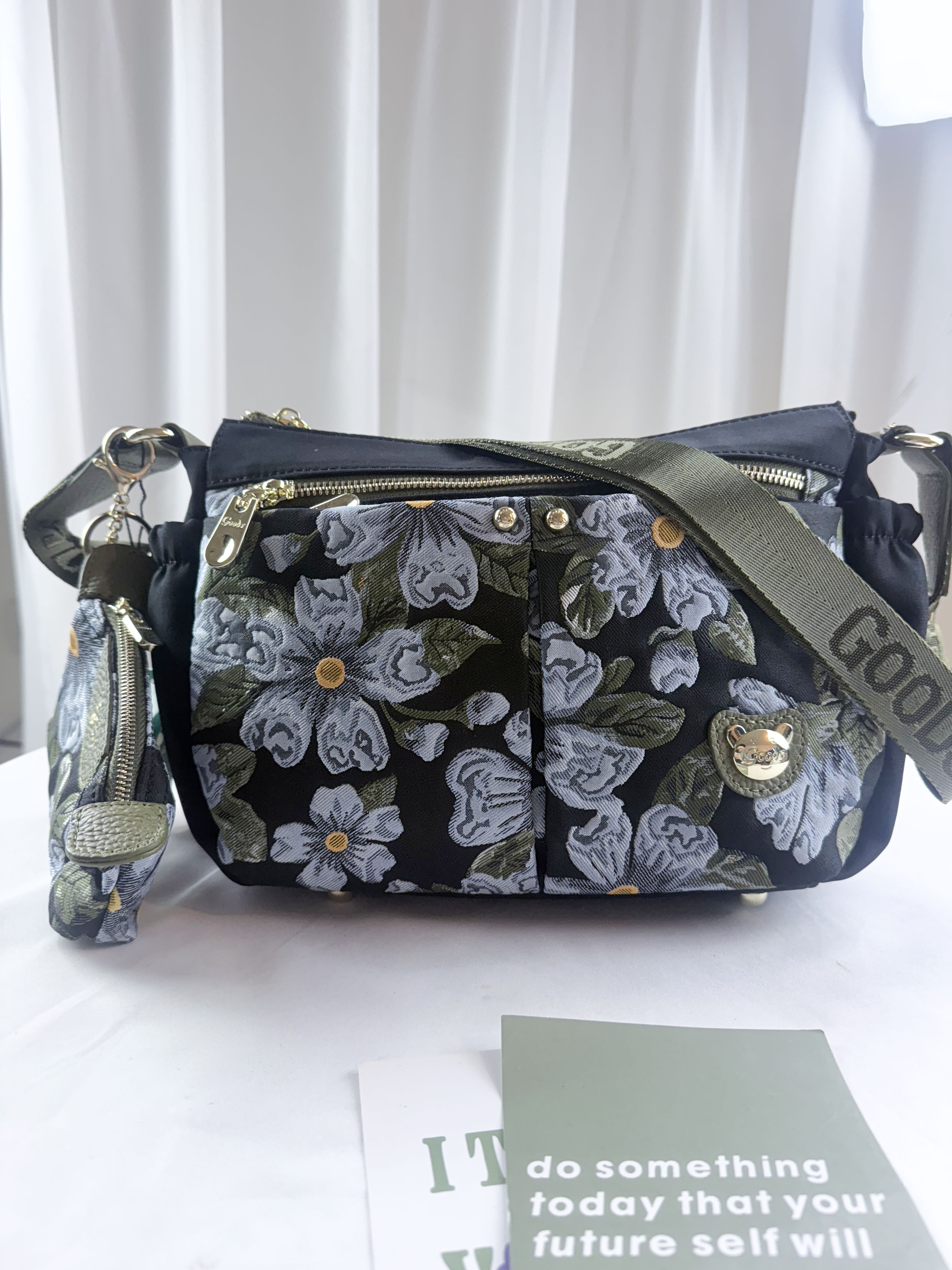 GOODS 提花綠防潑水側背包 附零錢包   #2806