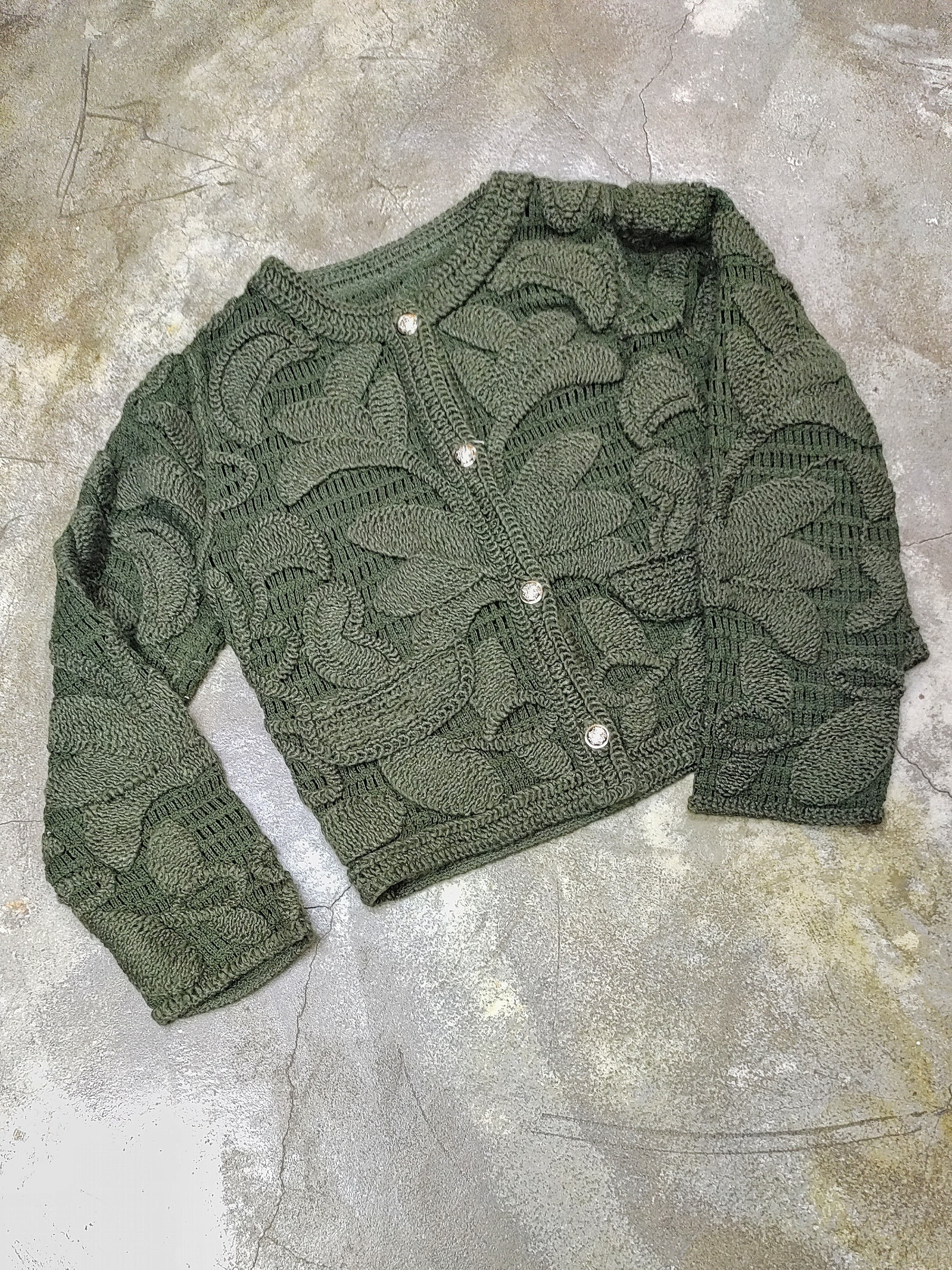 立體葉紋織花圓領cardigan (現貨款式）