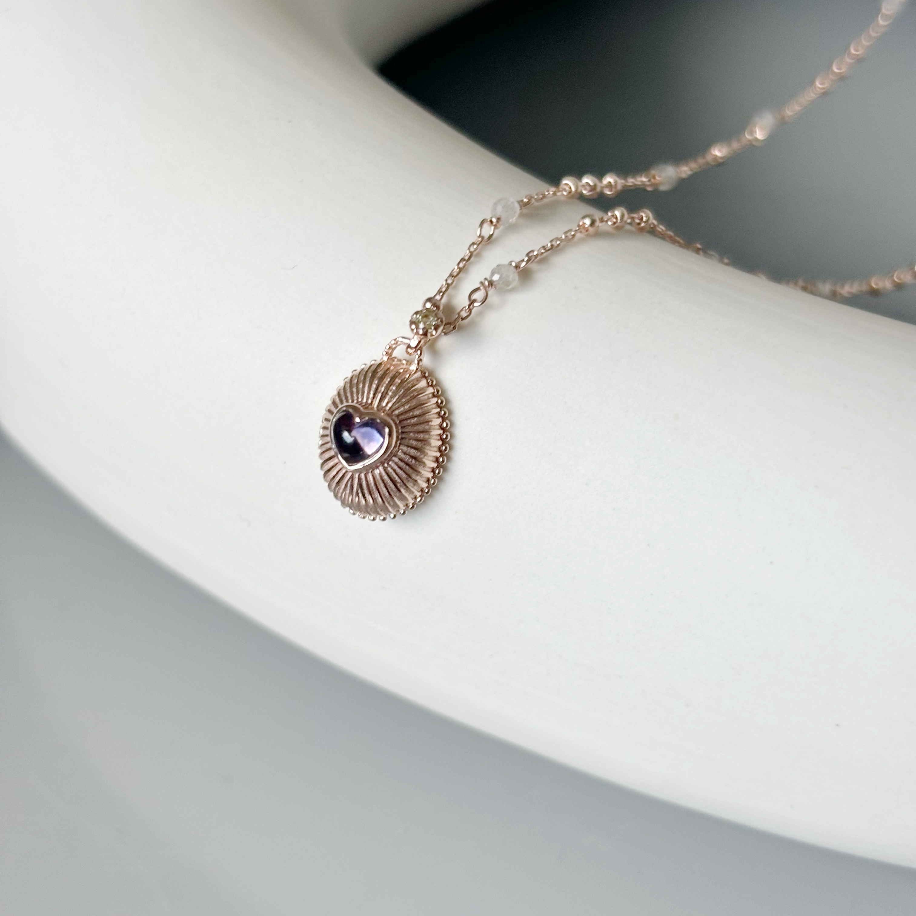 Vintage heart紫水晶拉長石項鍊