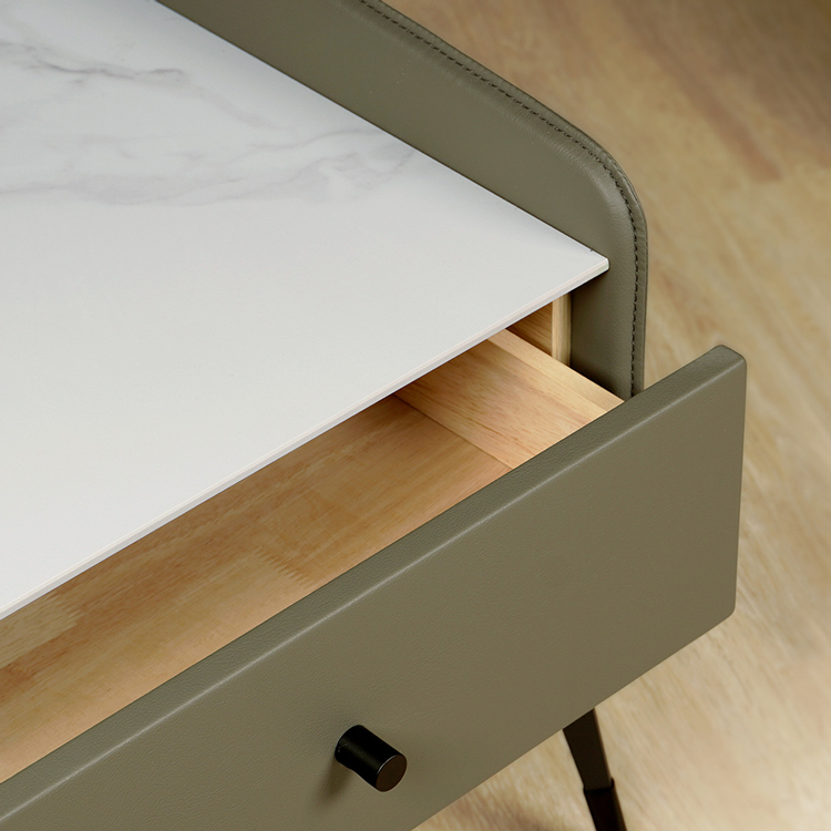 奧列格 床頭櫃 Oleg Nightsand