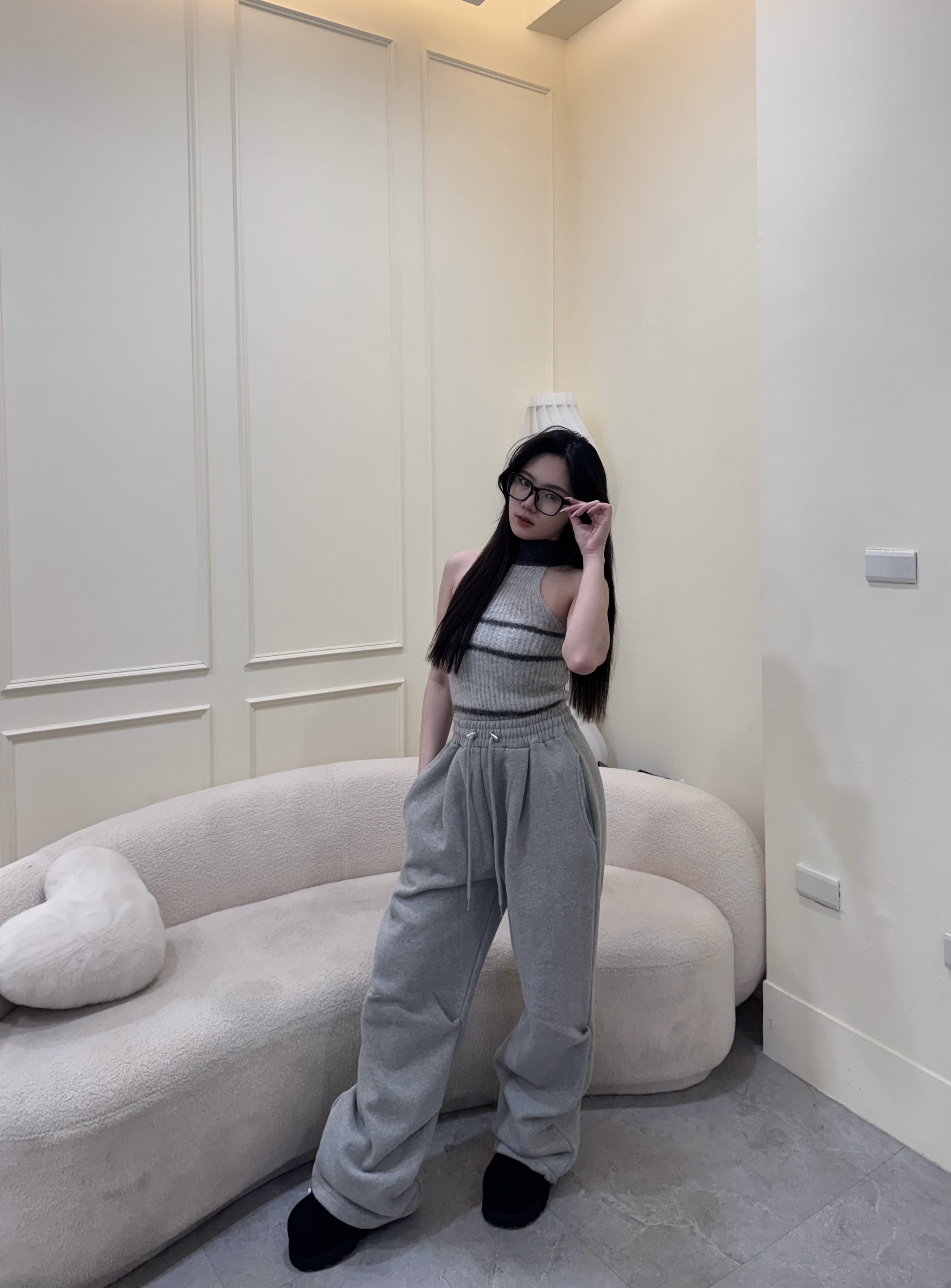 繞脖削尖針織背心🩶