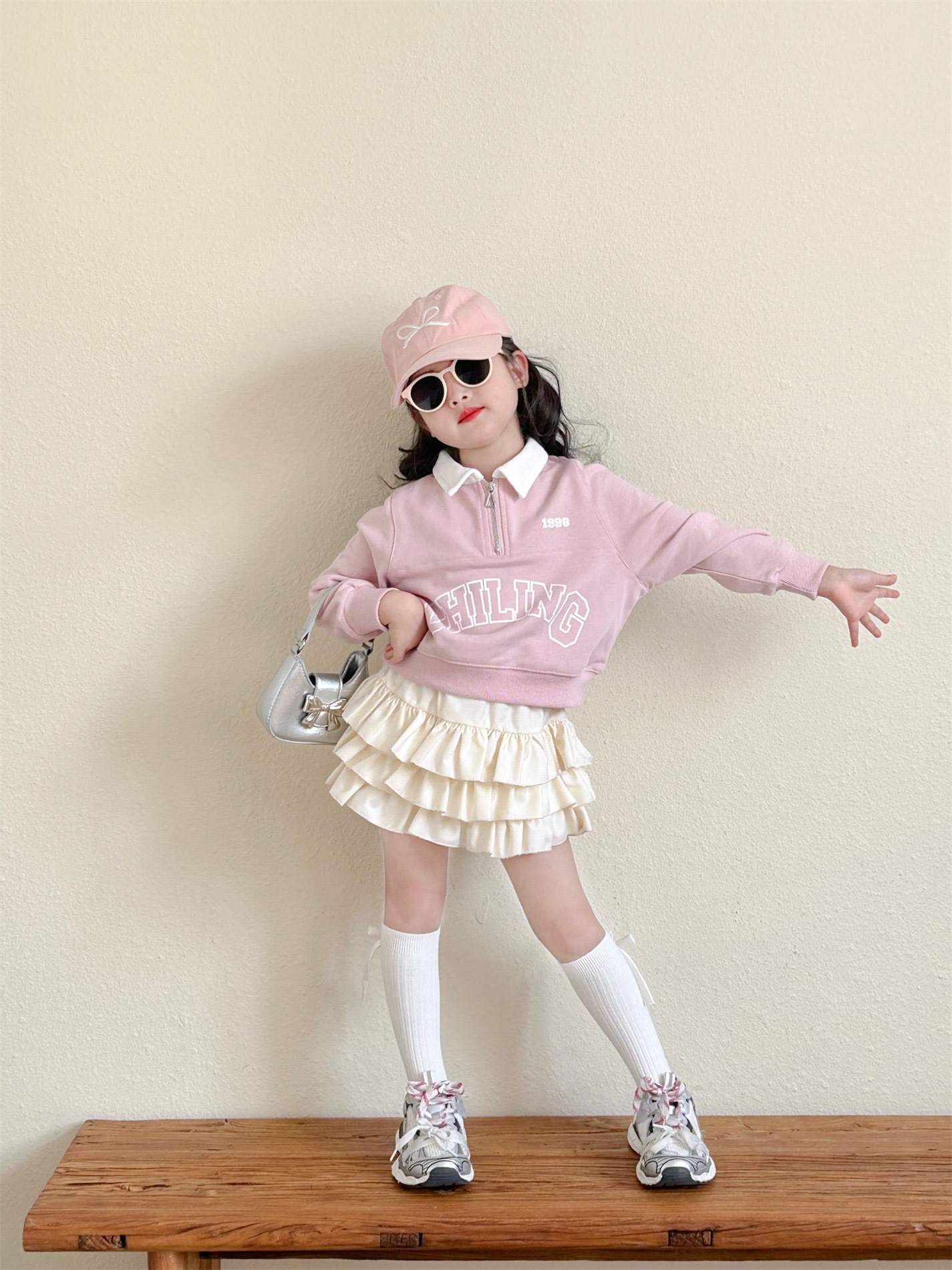 粉嫩字母翻領拉鍊上衣/三層蛋糕褲裙