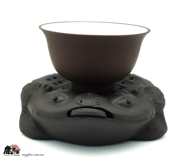 鹿港窯-紫砂陶-金蟾蜍杯墊