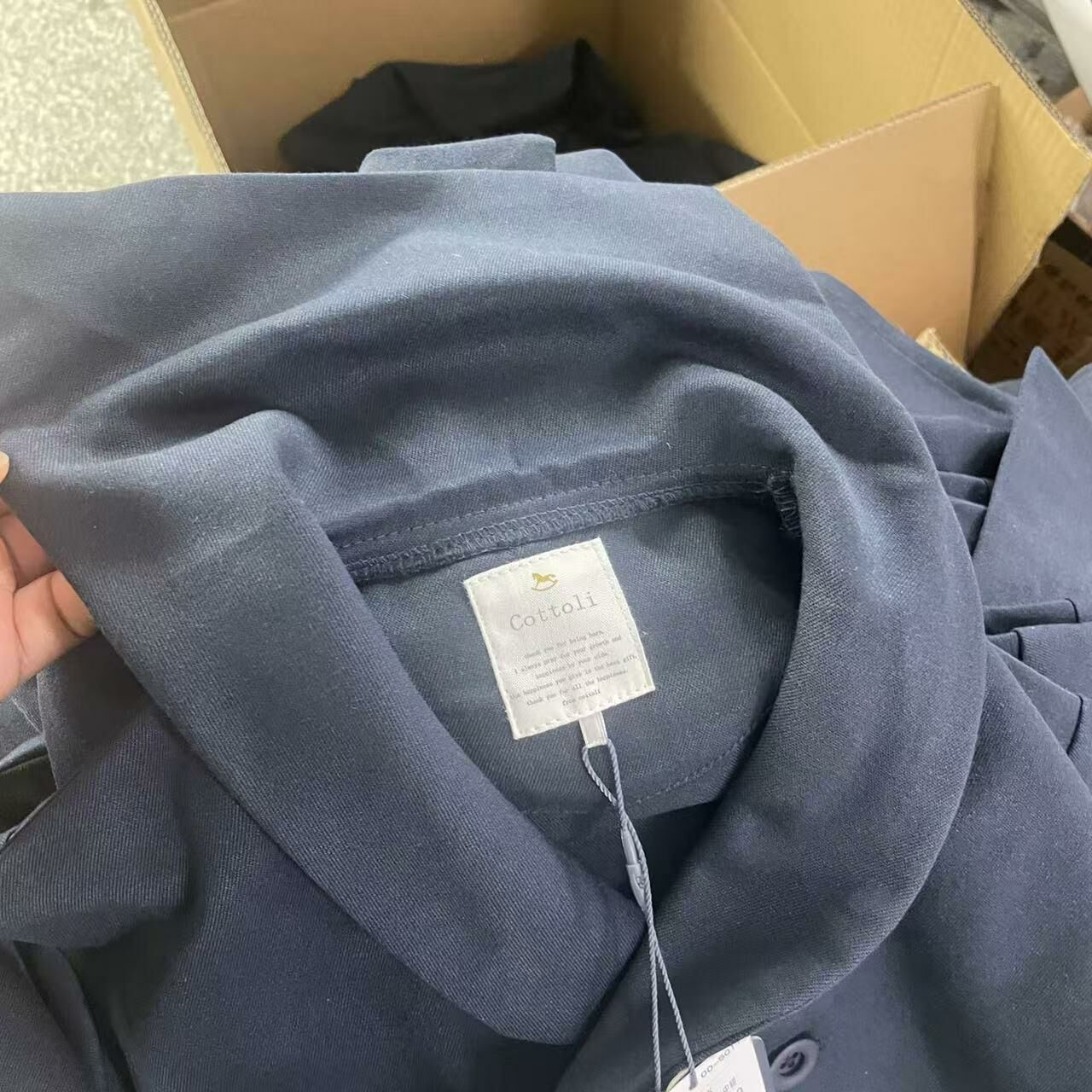 日單 Cottoli海軍領外套