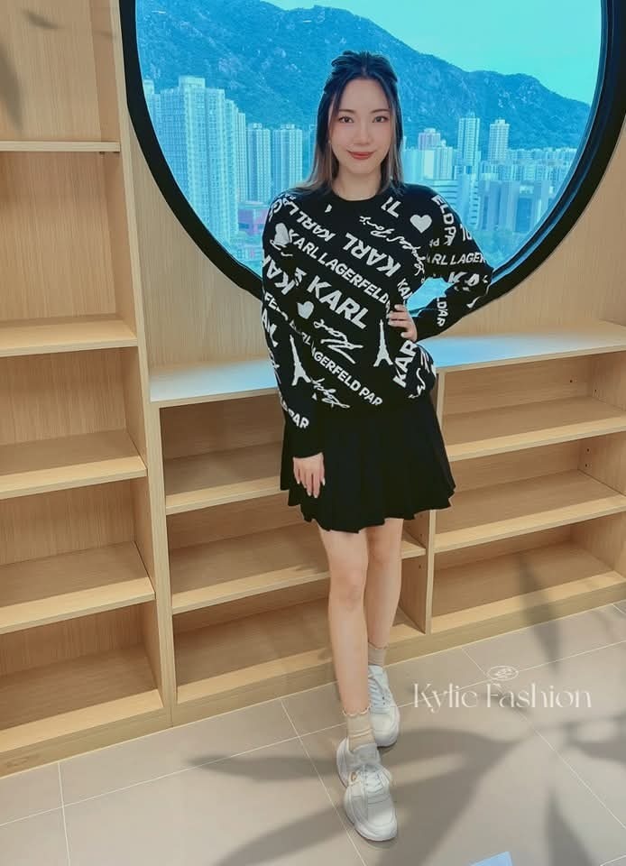 Karl 老佛爺 巴黎鐵塔拼字母 針織 女款